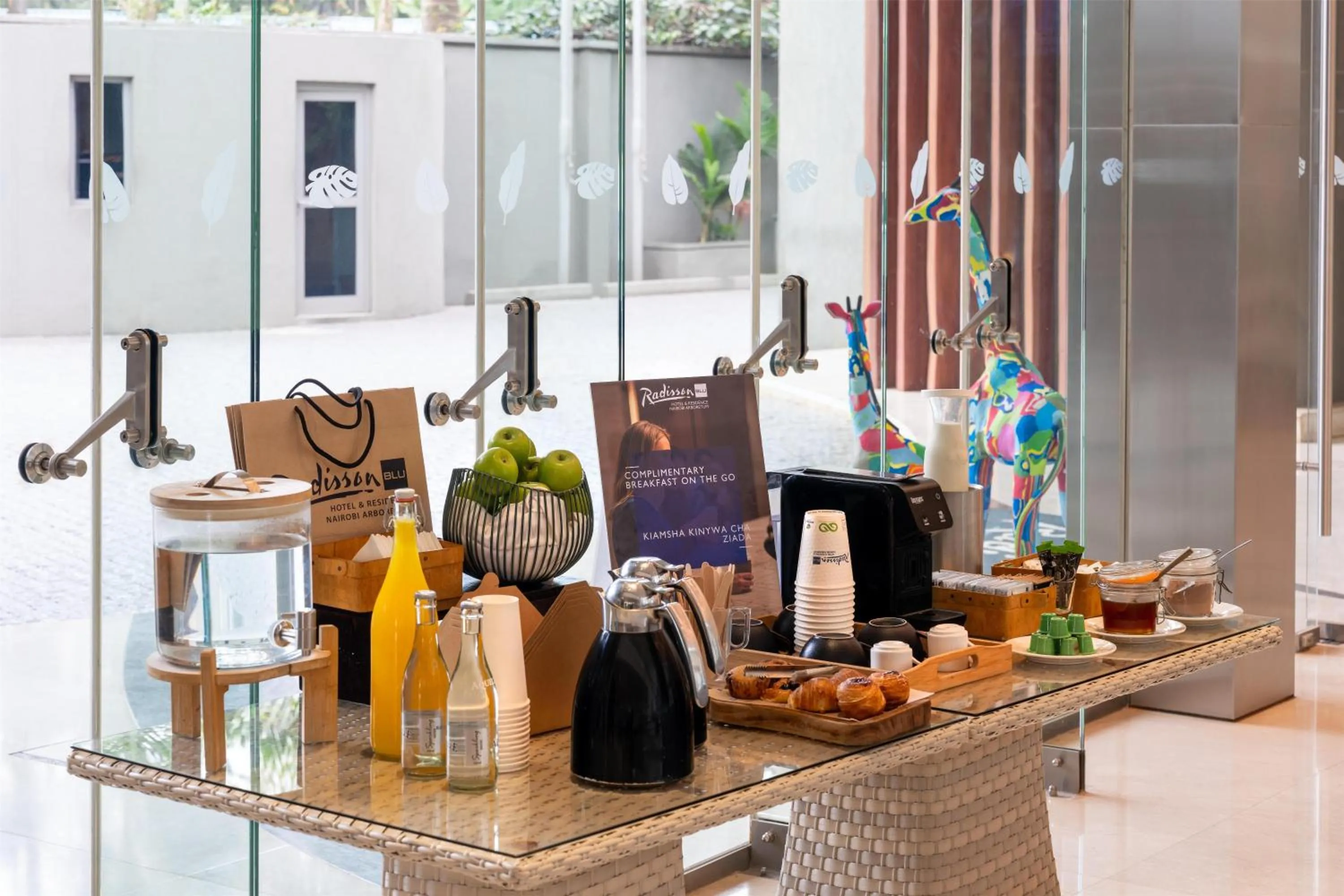 Restaurant/places to eat in Radisson Blu Hotel & Residence Nairobi Arboretum