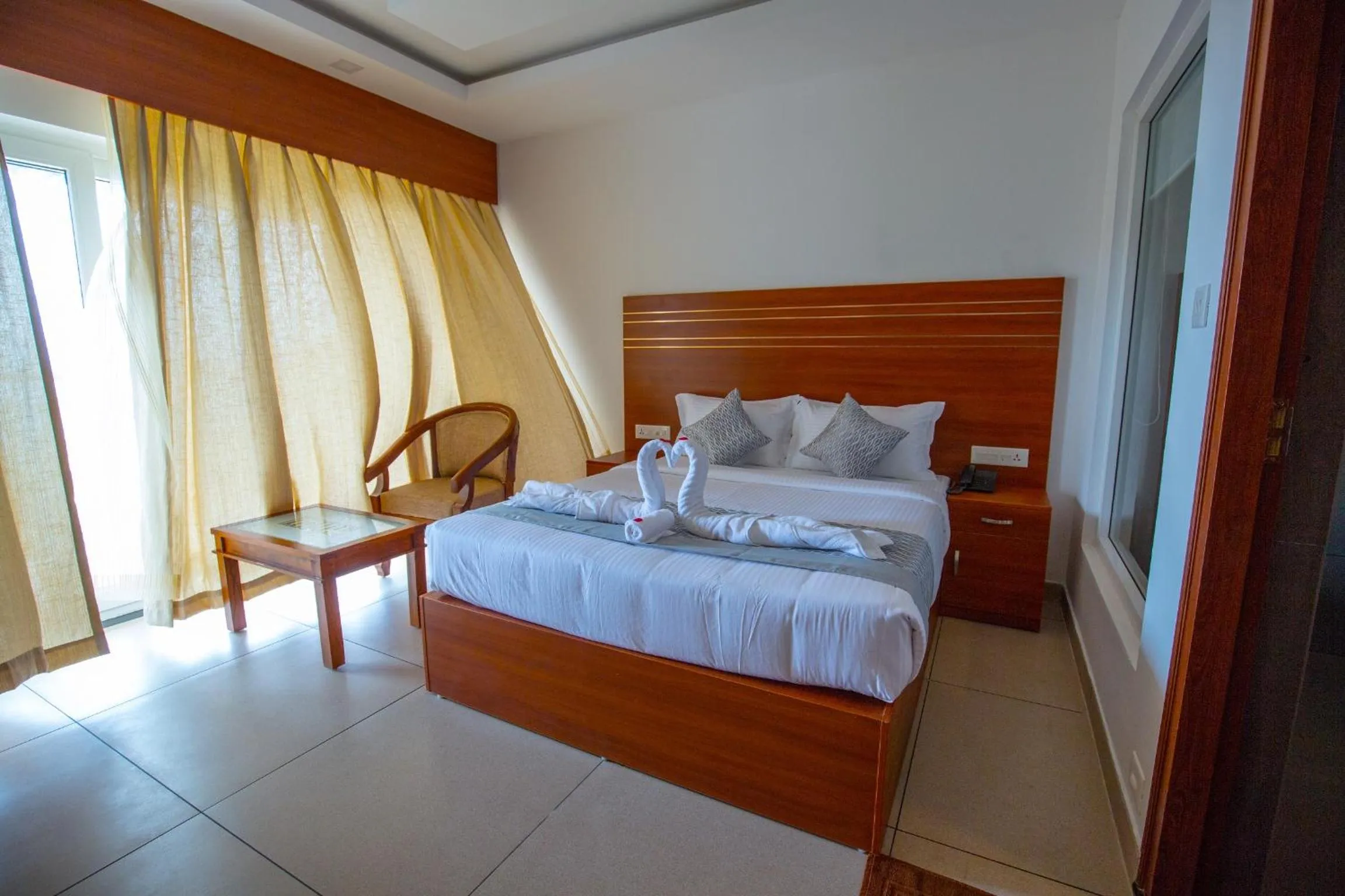 Bed in The Lake View Munnar