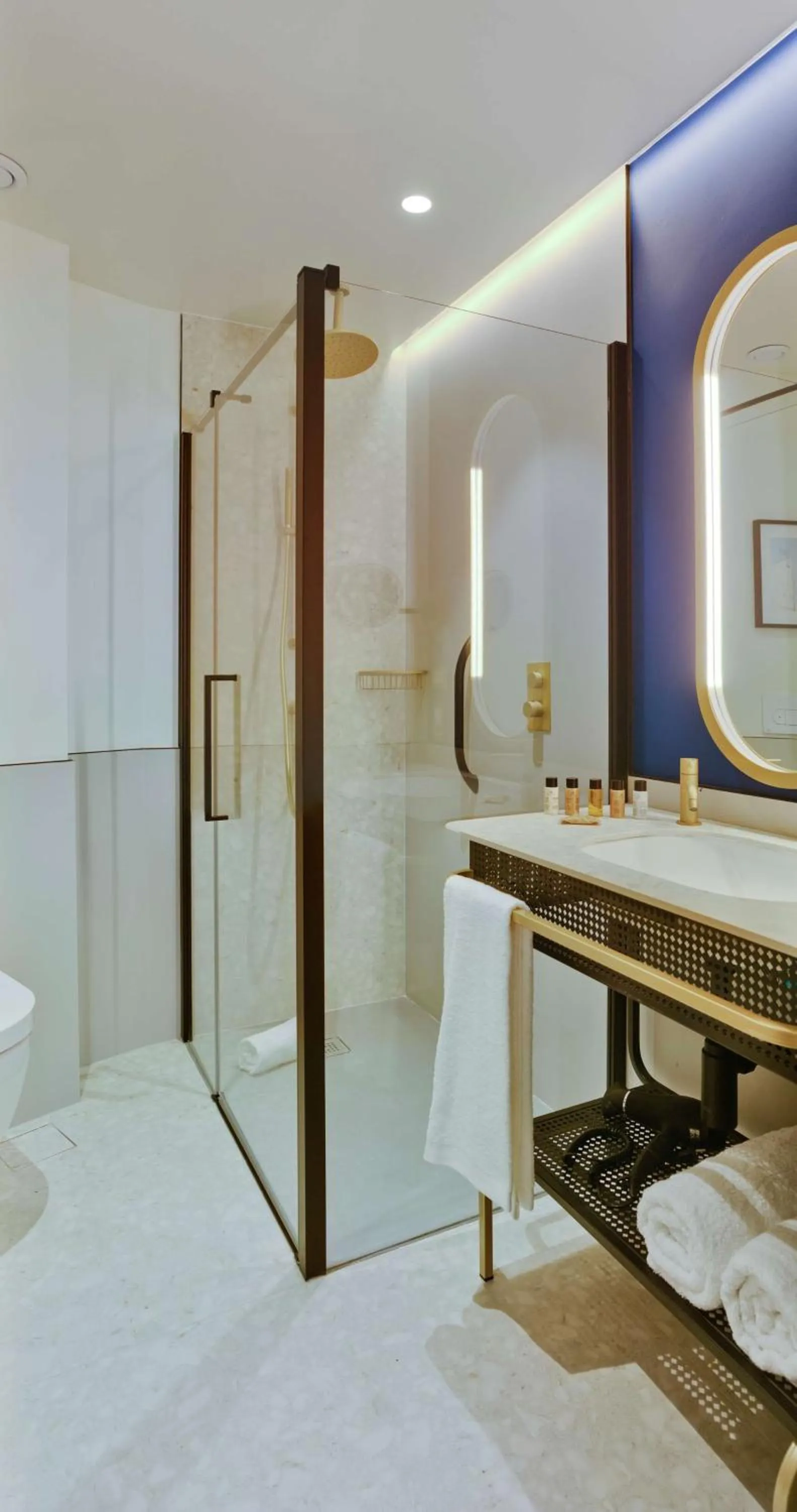 Bathroom in Casa Alberola Alicante, Adults only, Curio Collection By Hilton