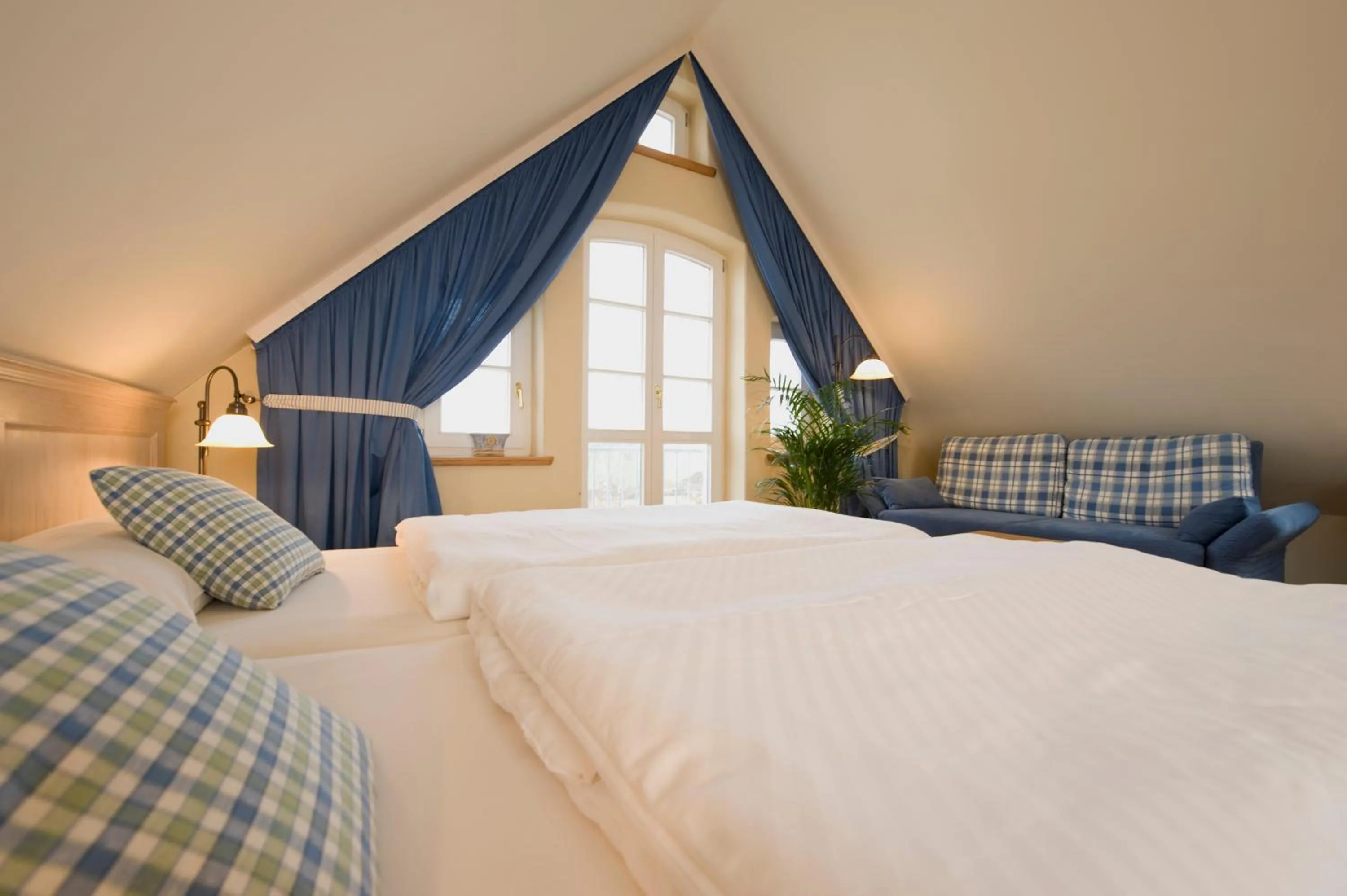 Photo of the whole room, Bed in Hotel Gutshaus Parin - Bio- und Gesundheitshotel