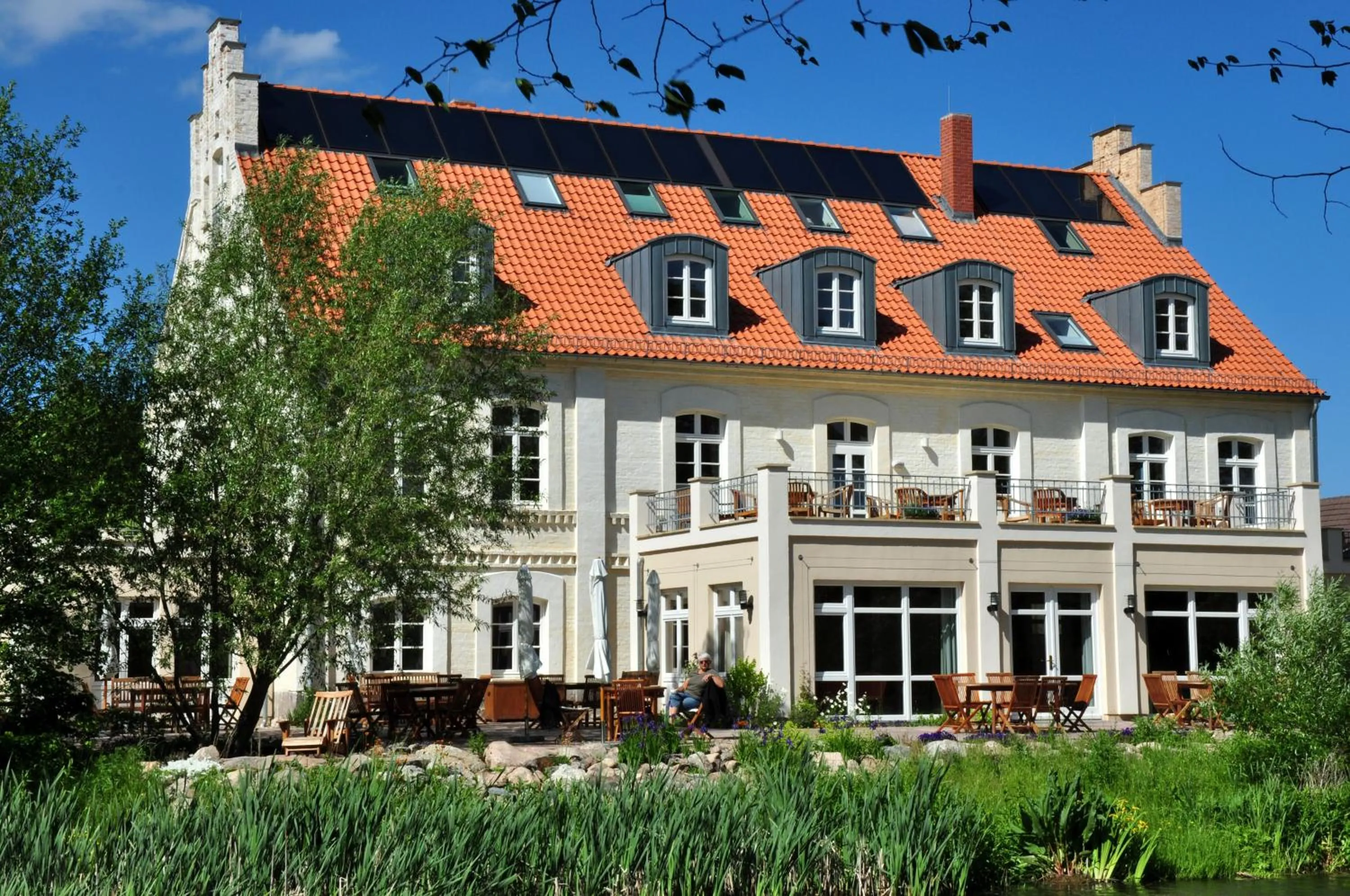 Facade/entrance in Hotel Gutshaus Parin - Bio- und Gesundheitshotel