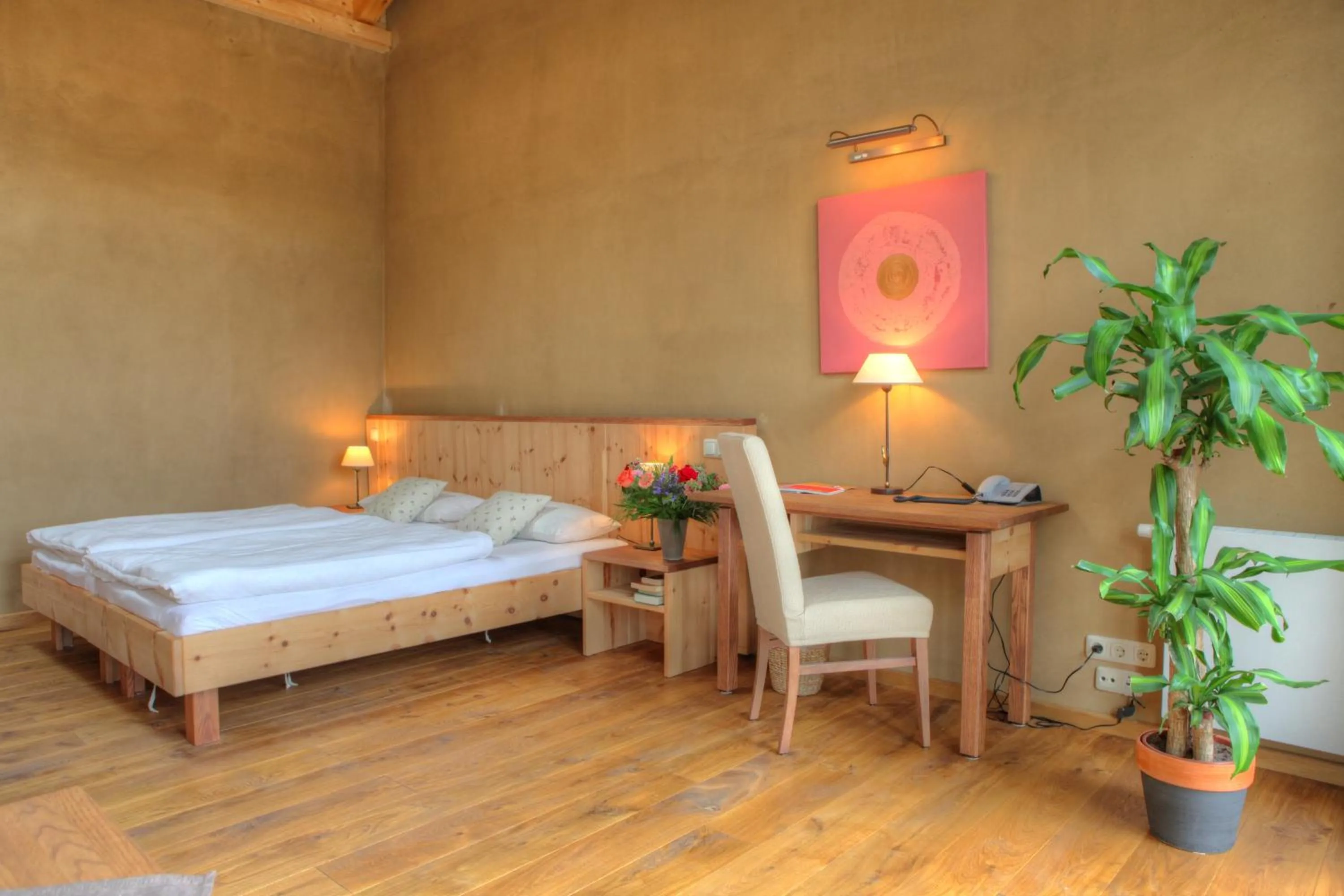 Photo of the whole room, Bed in Hotel Gutshaus Parin - Bio- und Gesundheitshotel