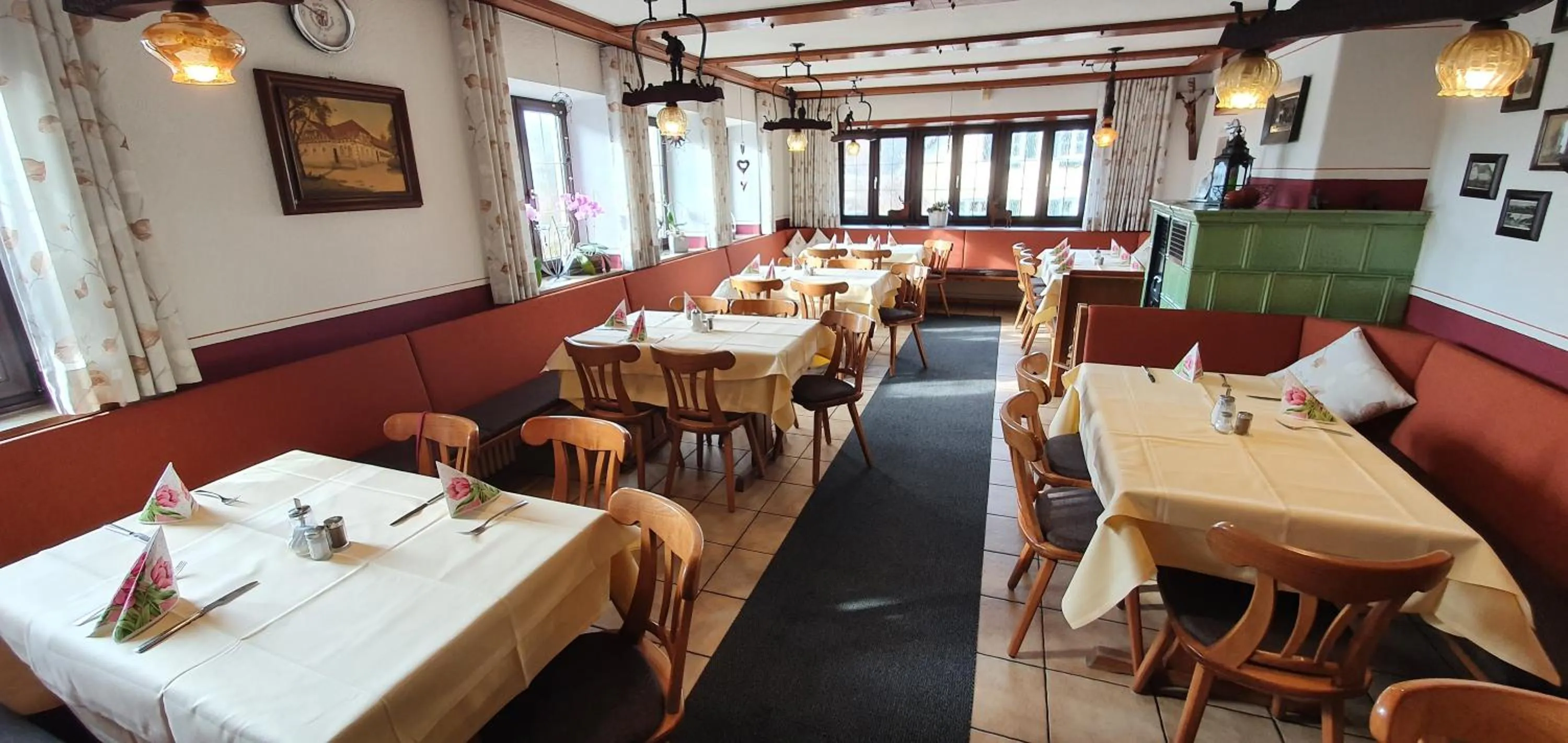 Restaurant/places to eat in Gasthof zur Sonne