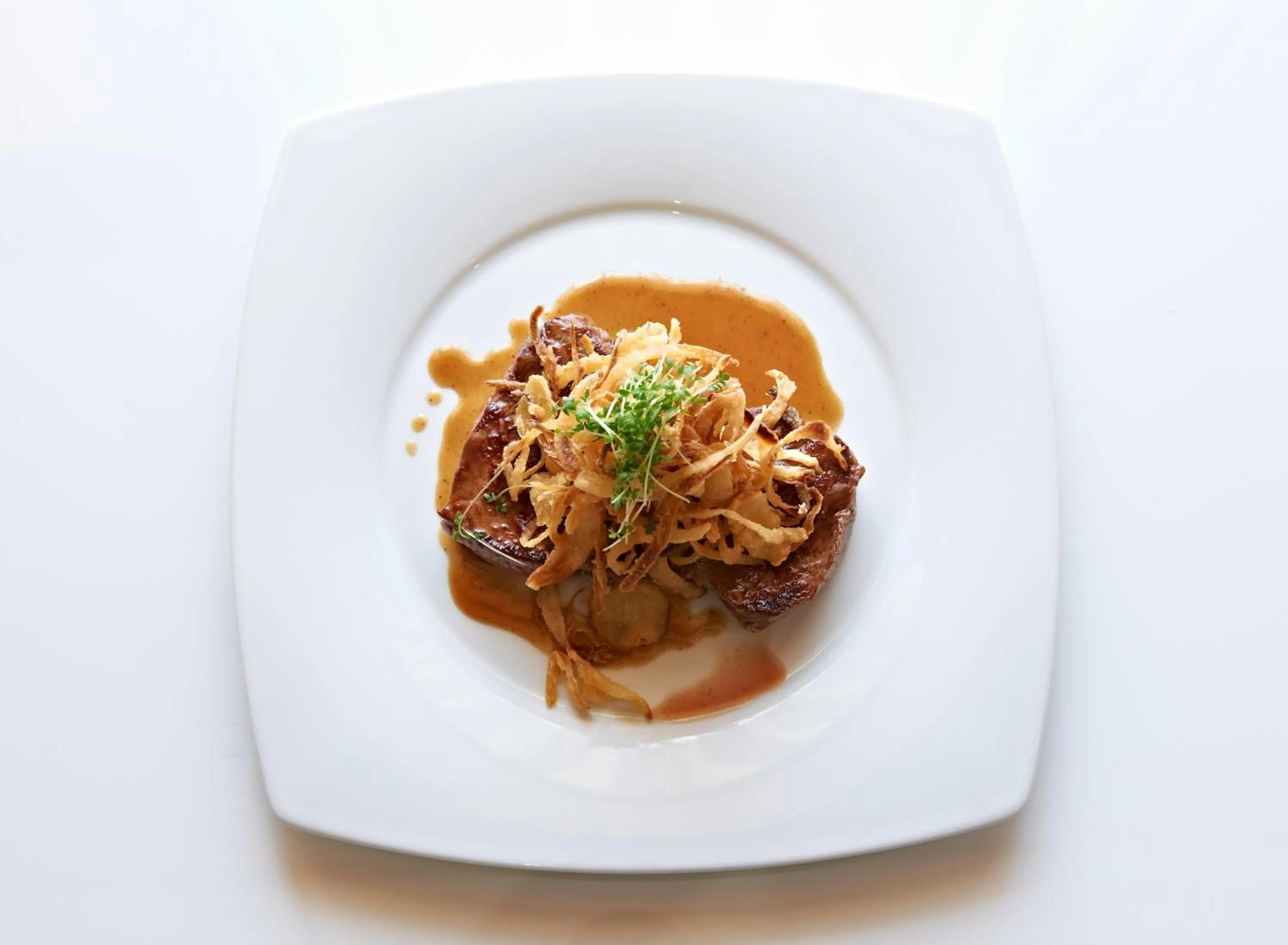 Restaurant/places to eat in Gasthof zur Sonne