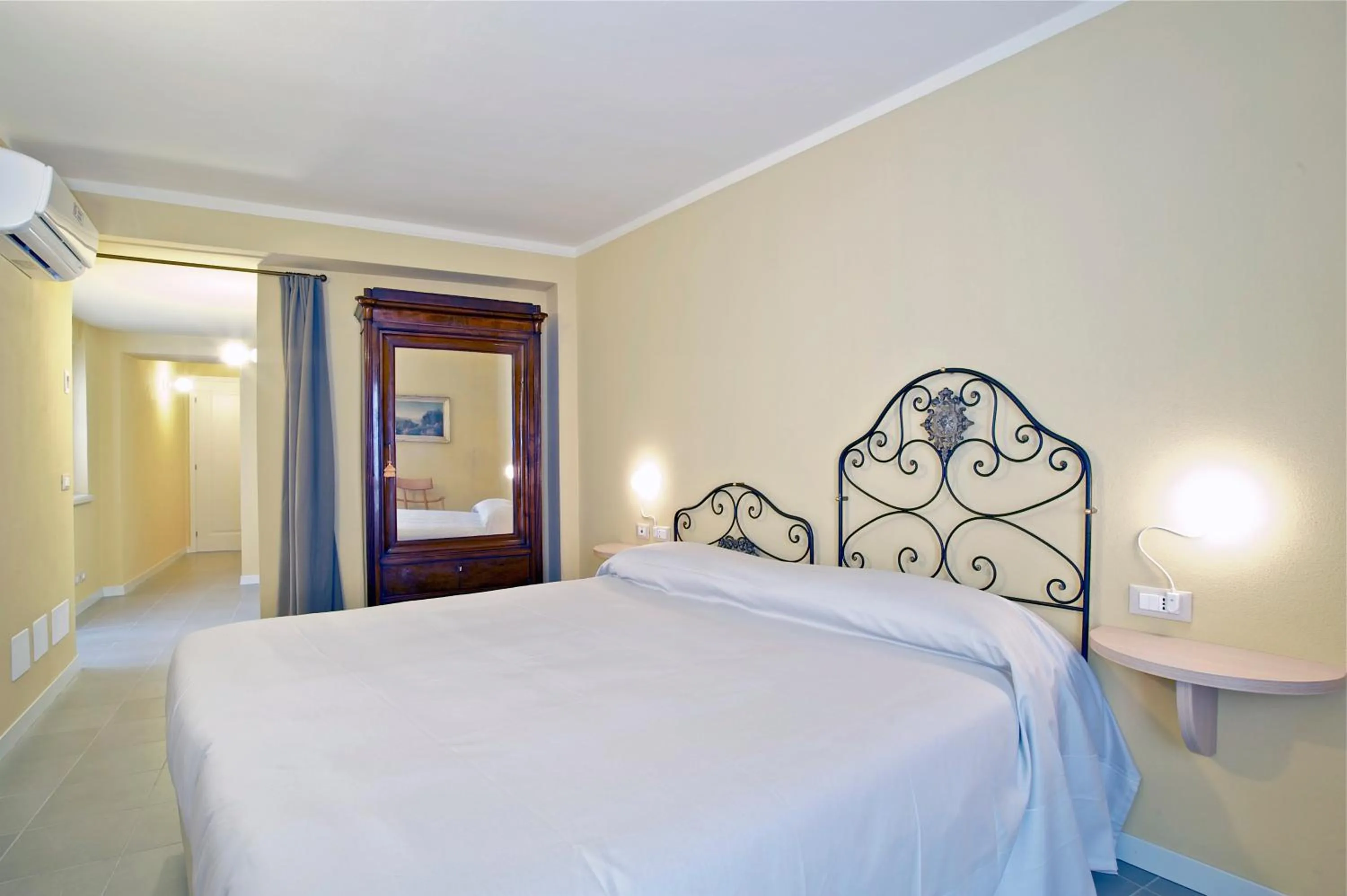 Photo of the whole room, Bed in Locanda della Maria