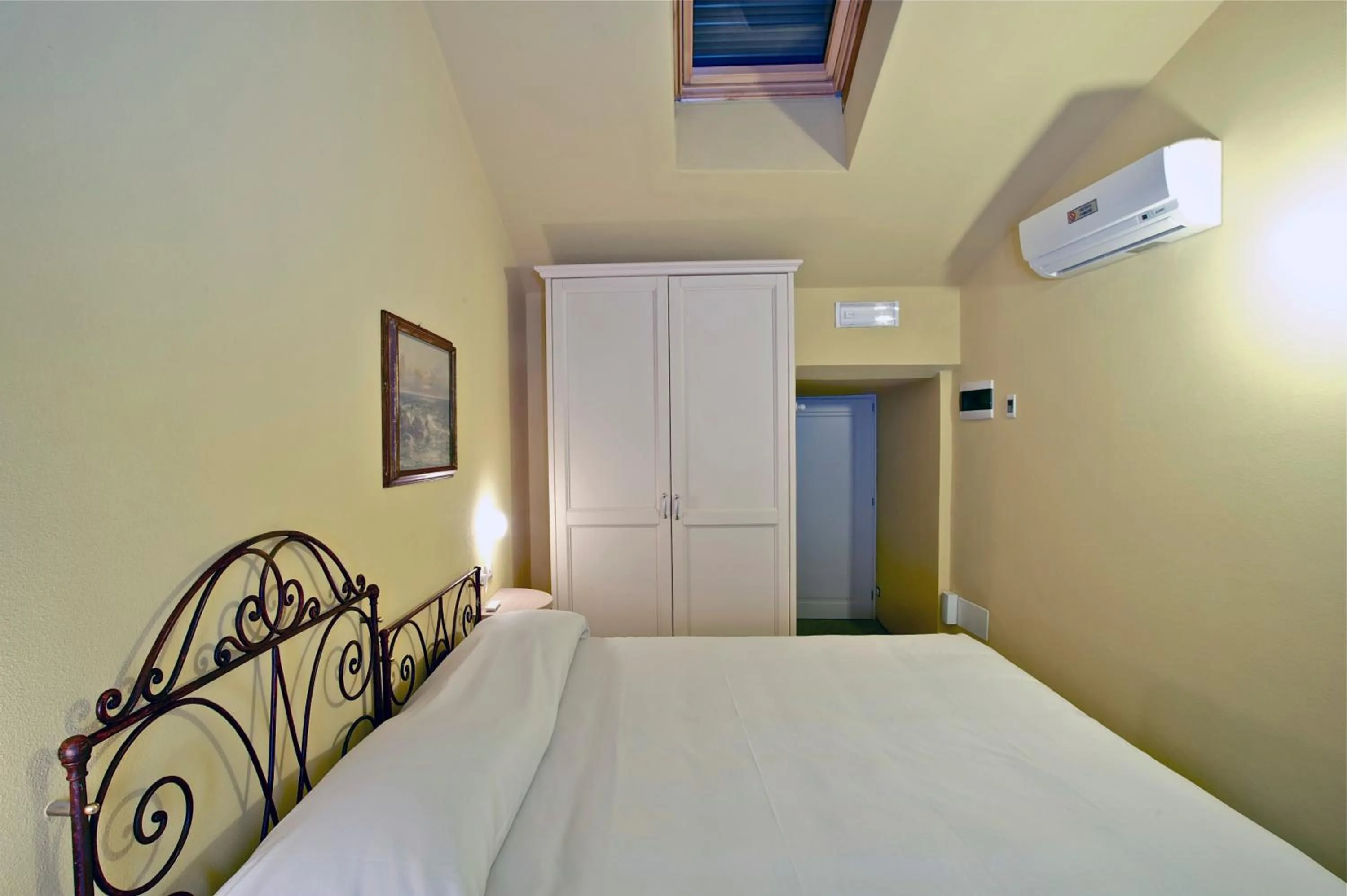 Photo of the whole room, Bed in Locanda della Maria