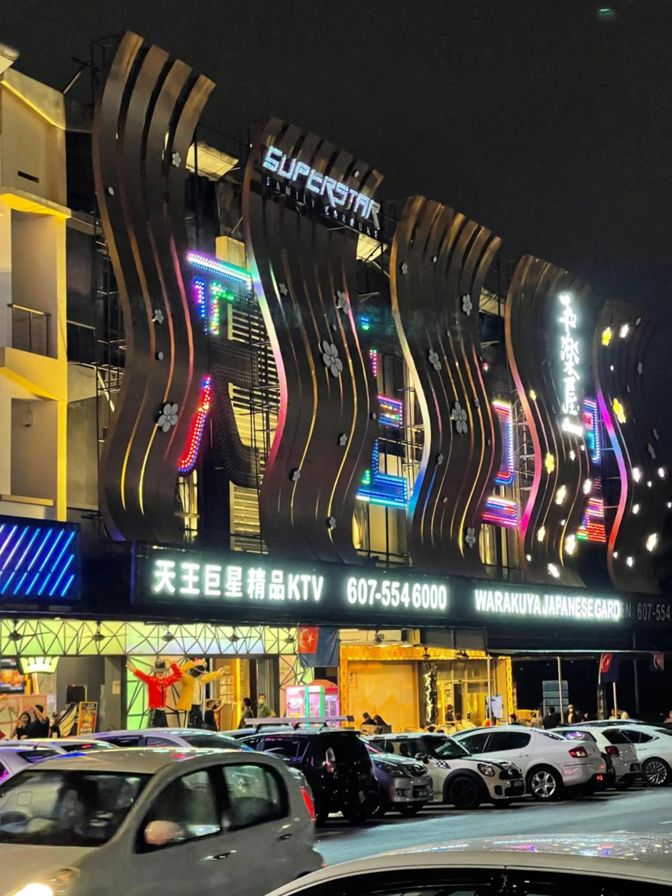 Property building in ZZZ SLEEP MODE CAPSULE