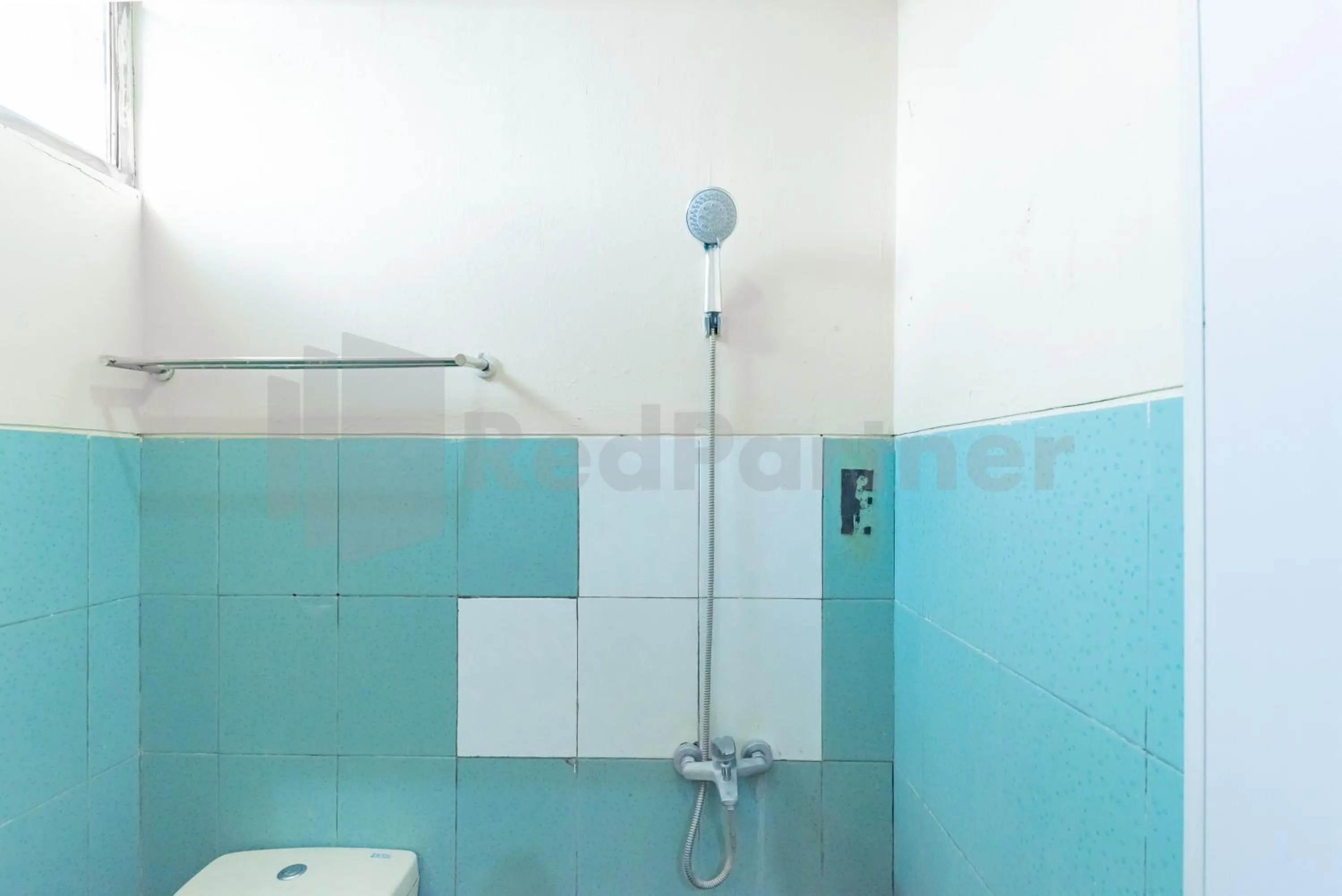 Bathroom in Wisma Alamanda RedPartner