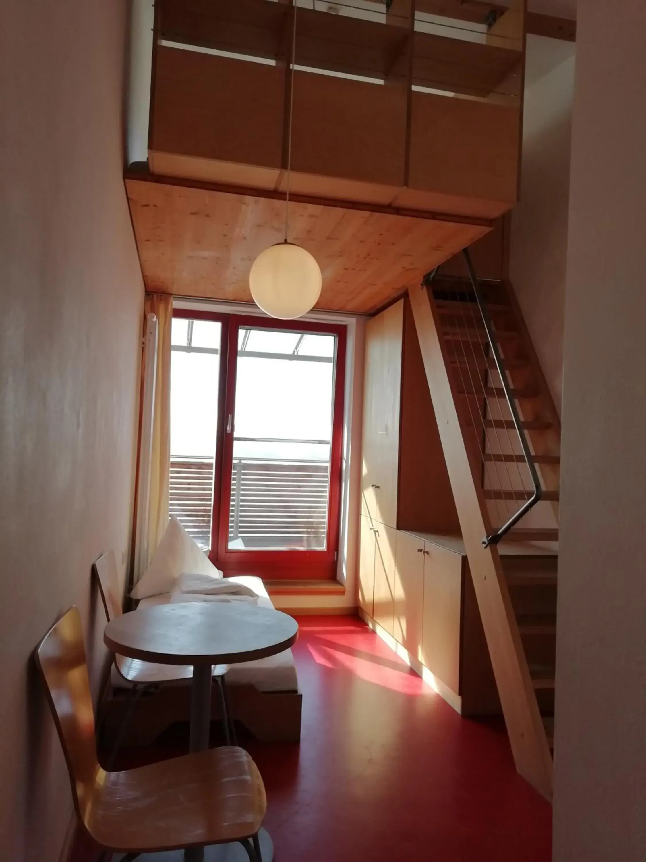 5-Bed Room with Balcony and Lake View - single occupancy in Naturfreundehaus Bodensee 5-Bed Room with Balcony and Lake View - single occupancy in Naturfreundehaus Bodensee