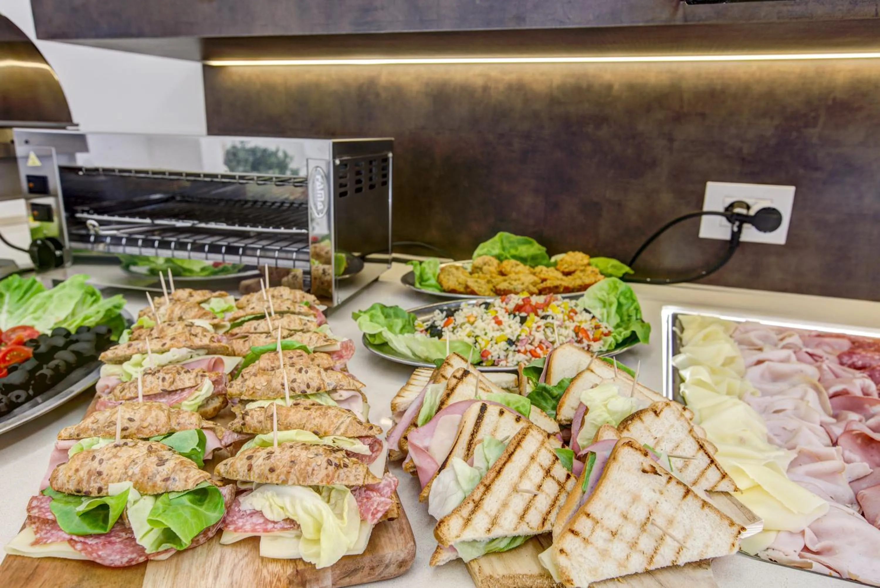 Breakfast in Hotel Villa Augustea