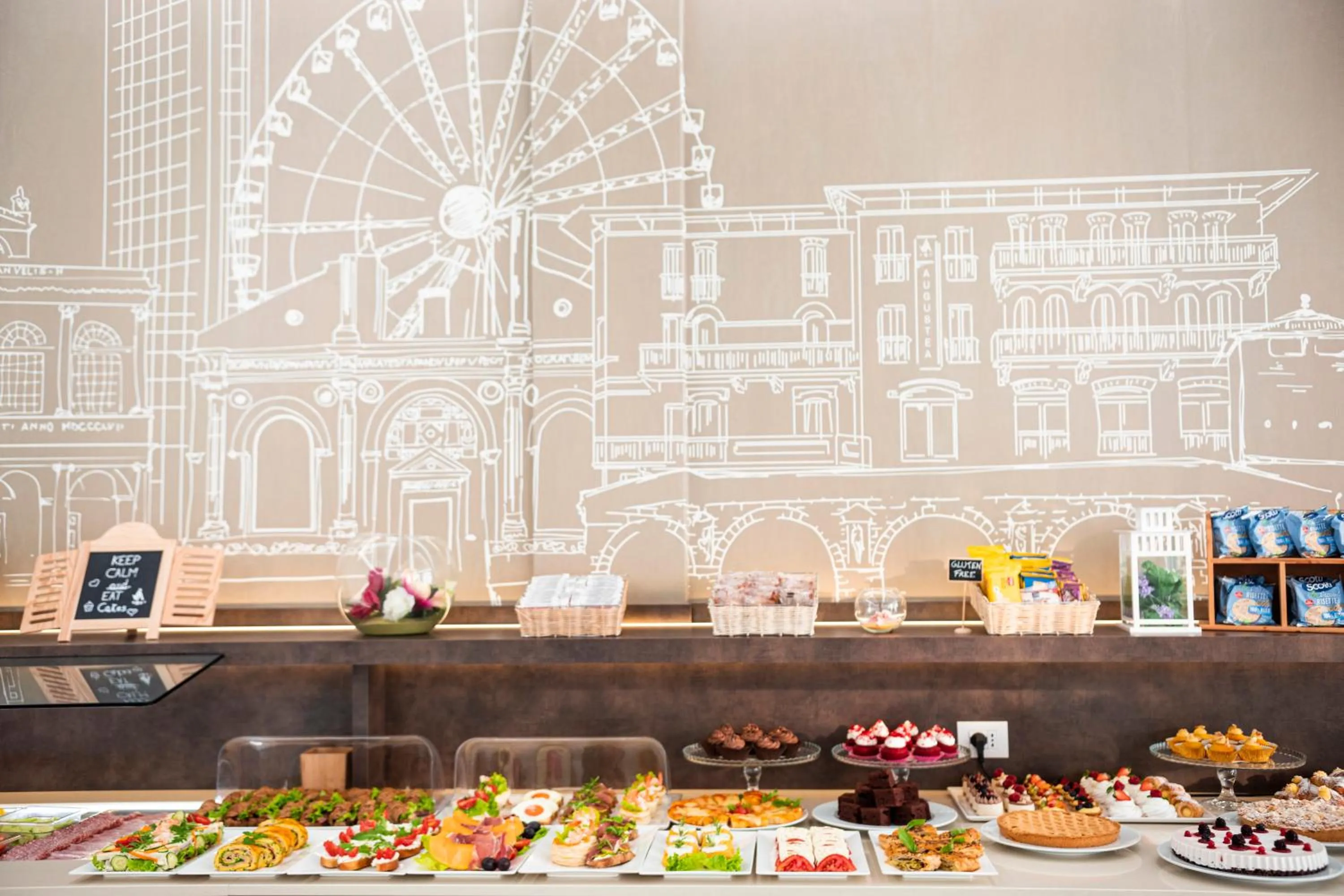 Breakfast in Hotel Villa Augustea