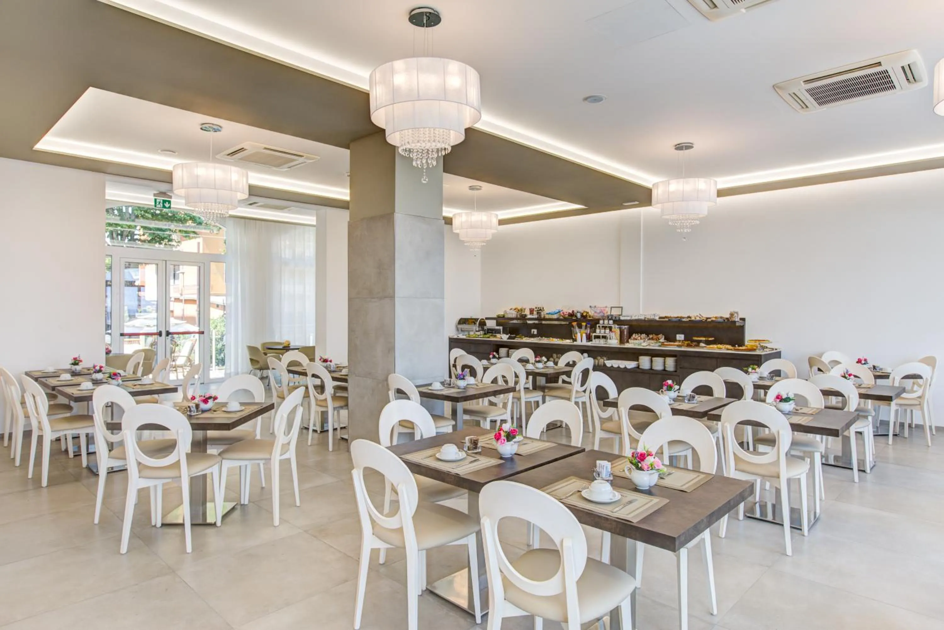 Restaurant/places to eat in Hotel Villa Augustea