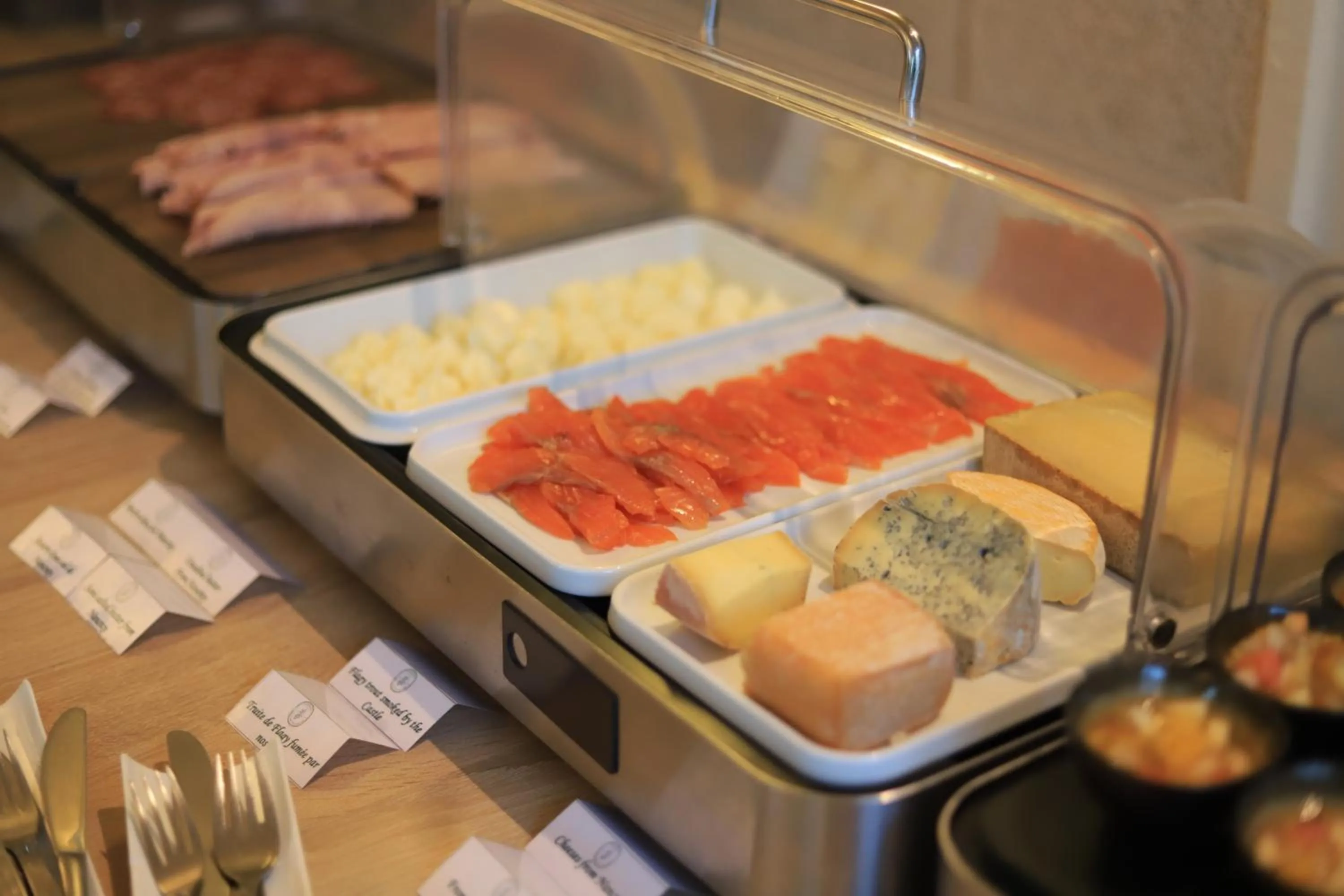 Breakfast in Château de La Dame Blanche - Logis
