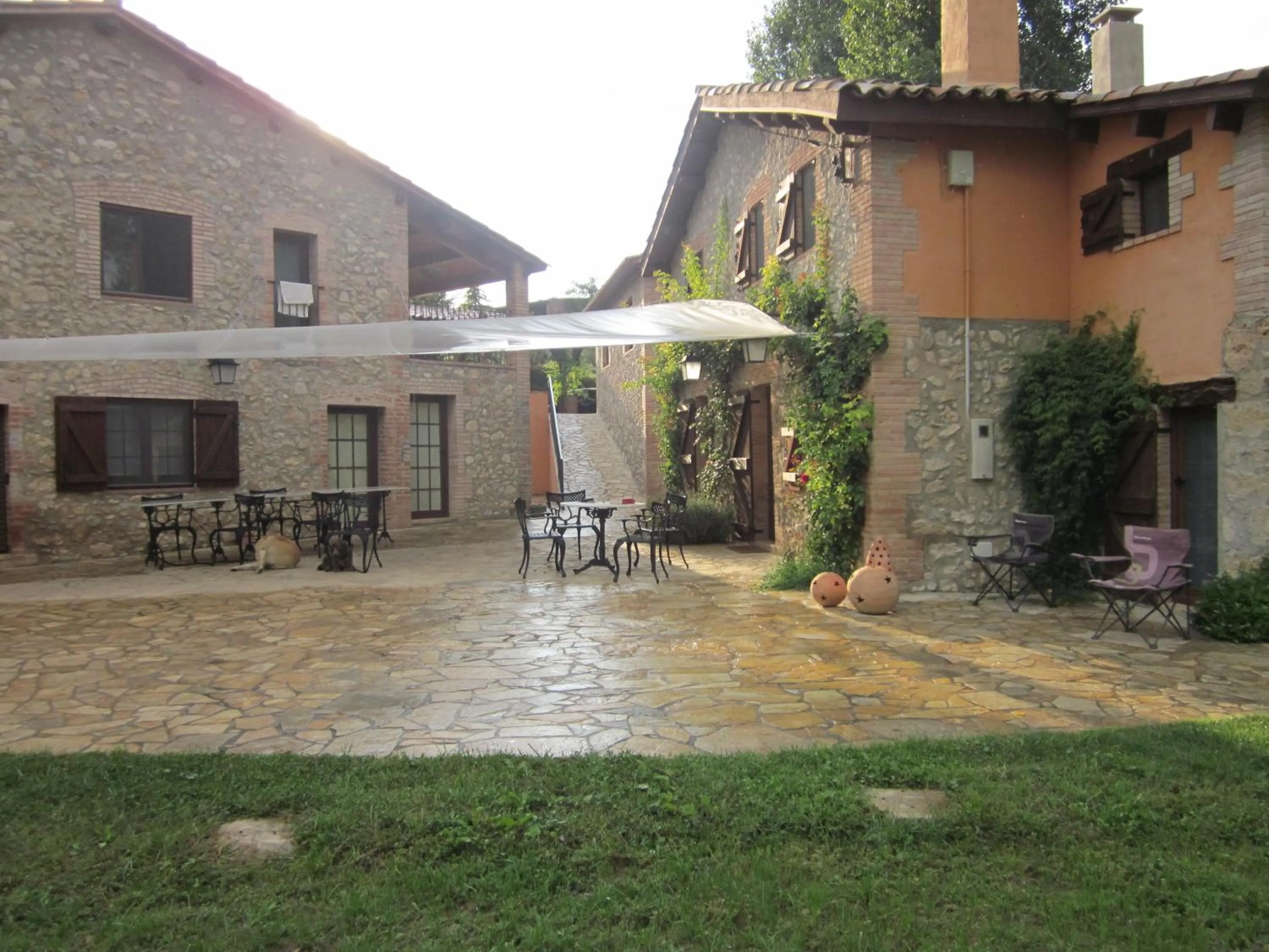 Restaurant/places to eat in Casa Horta