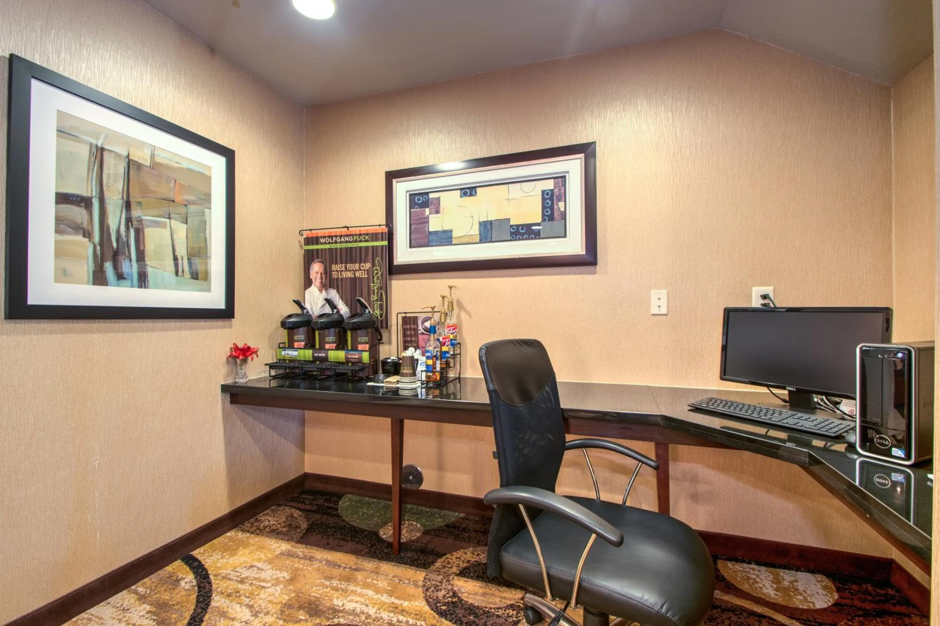 Lobby or reception in Cobblestone Inn & Suites - Holyoke