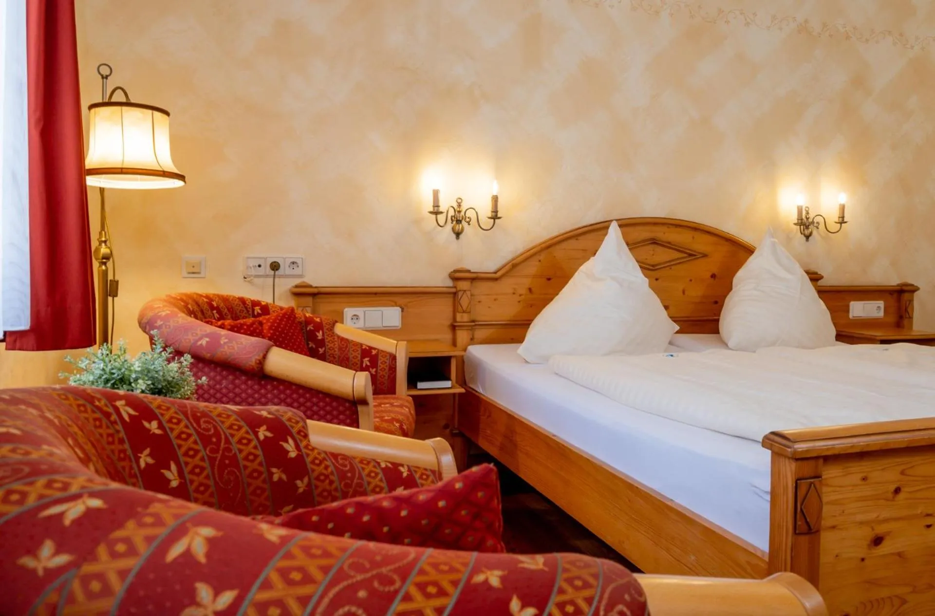 Photo of the whole room, Bed in Harzhotel Zum Prinzen