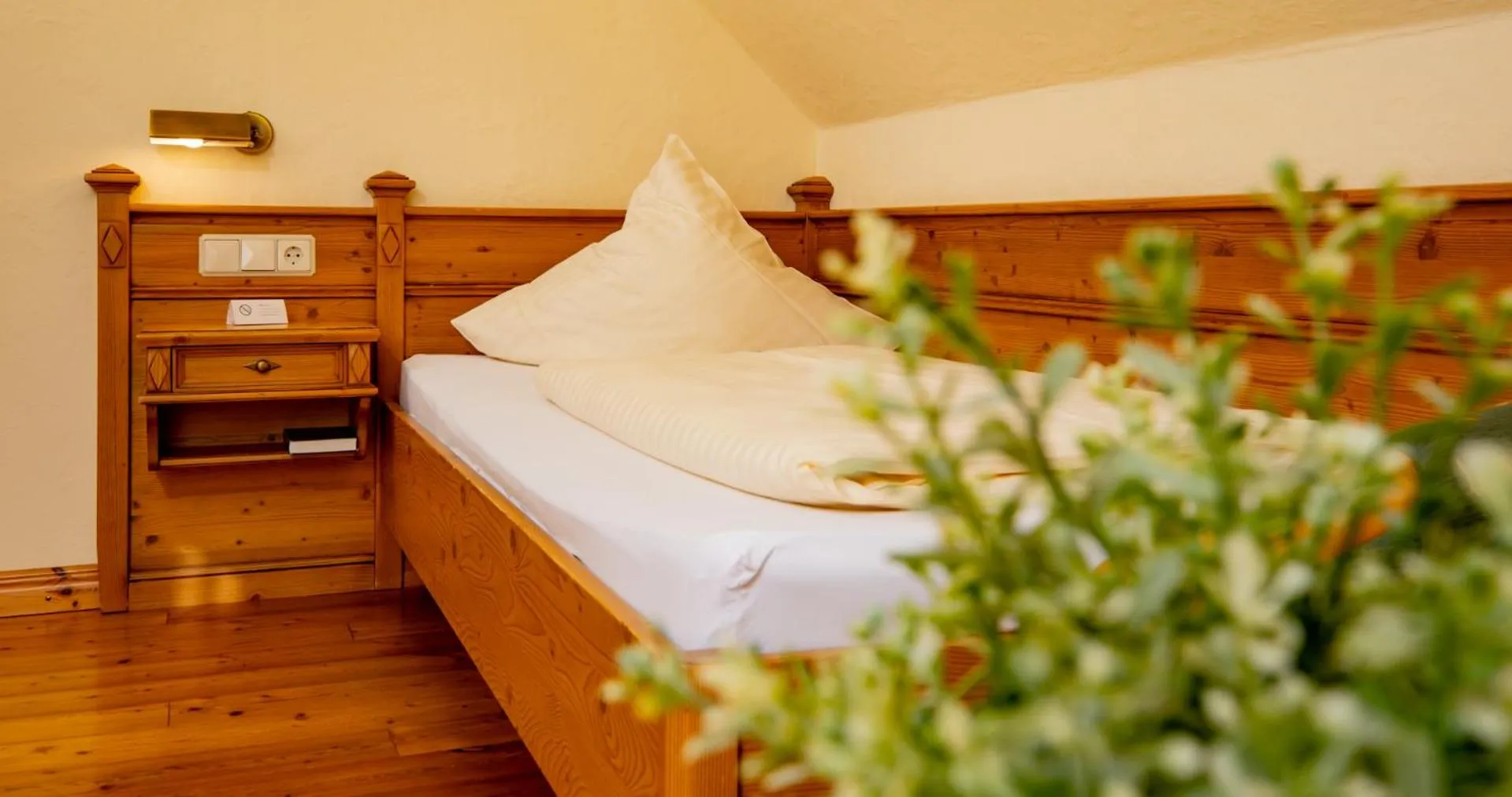 Photo of the whole room, Bed in Harzhotel Zum Prinzen