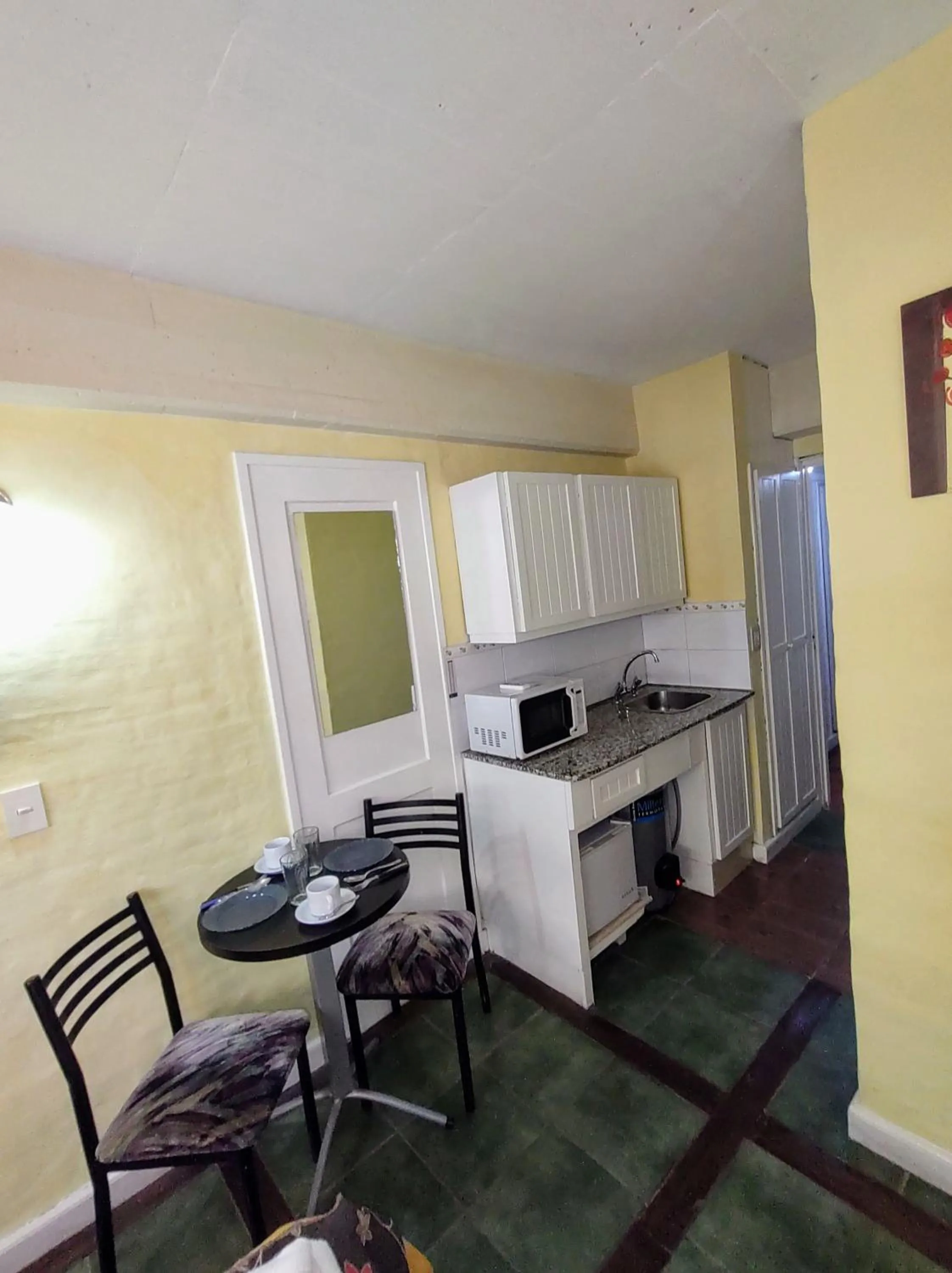 Coffee/tea facilities in Plaza Milenium