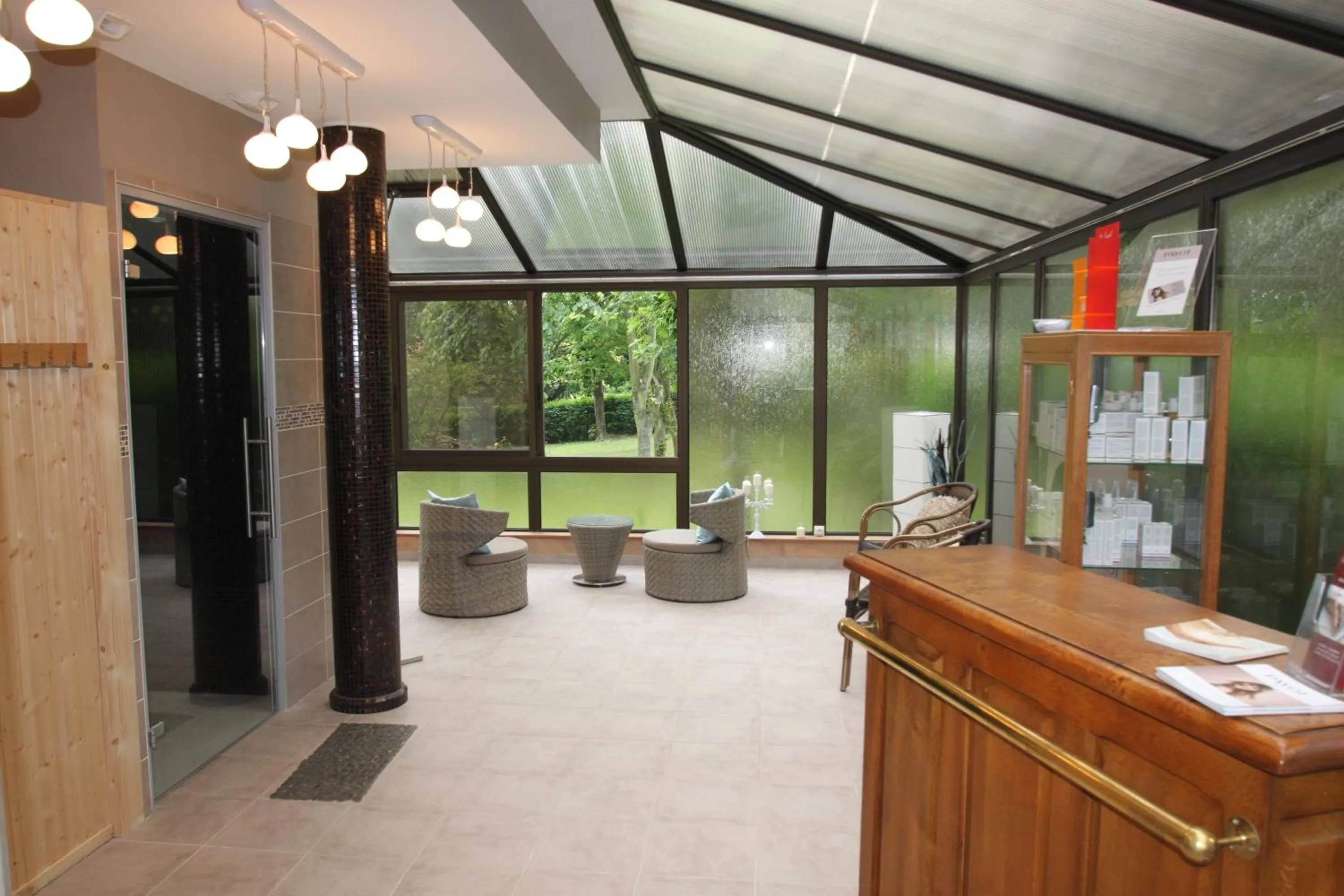 Spa and wellness centre/facilities in Hostellerie et SPA de la Vieille Ferme