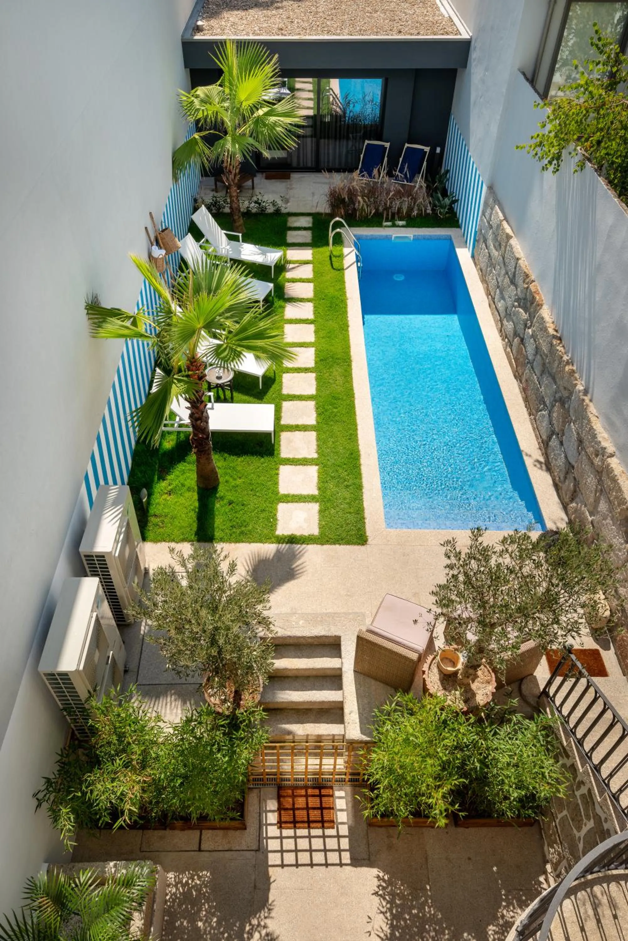 Garden in Maison Cabral