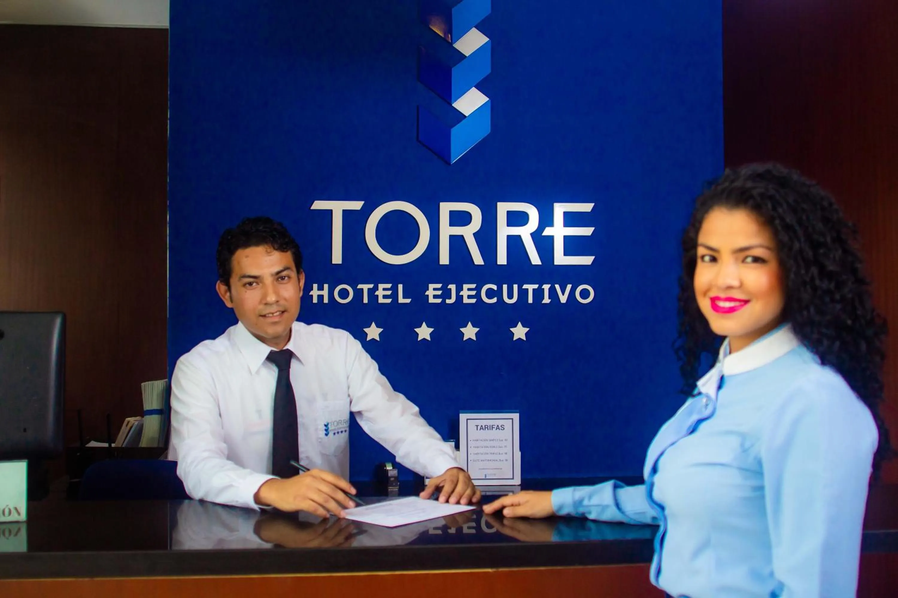 Staff in Torre Hotel Ejecutivo