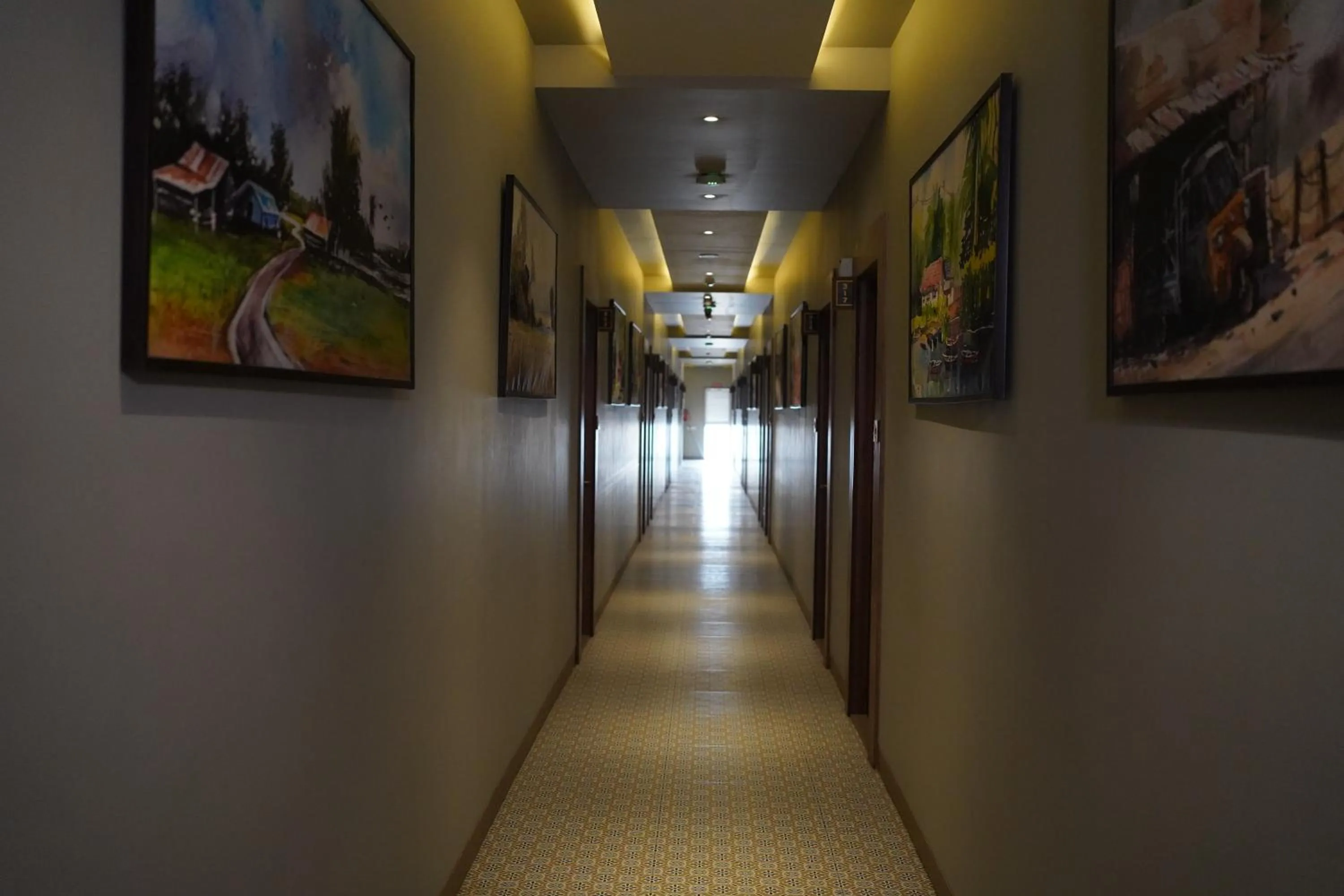 Rudra Shelter Business Hotel