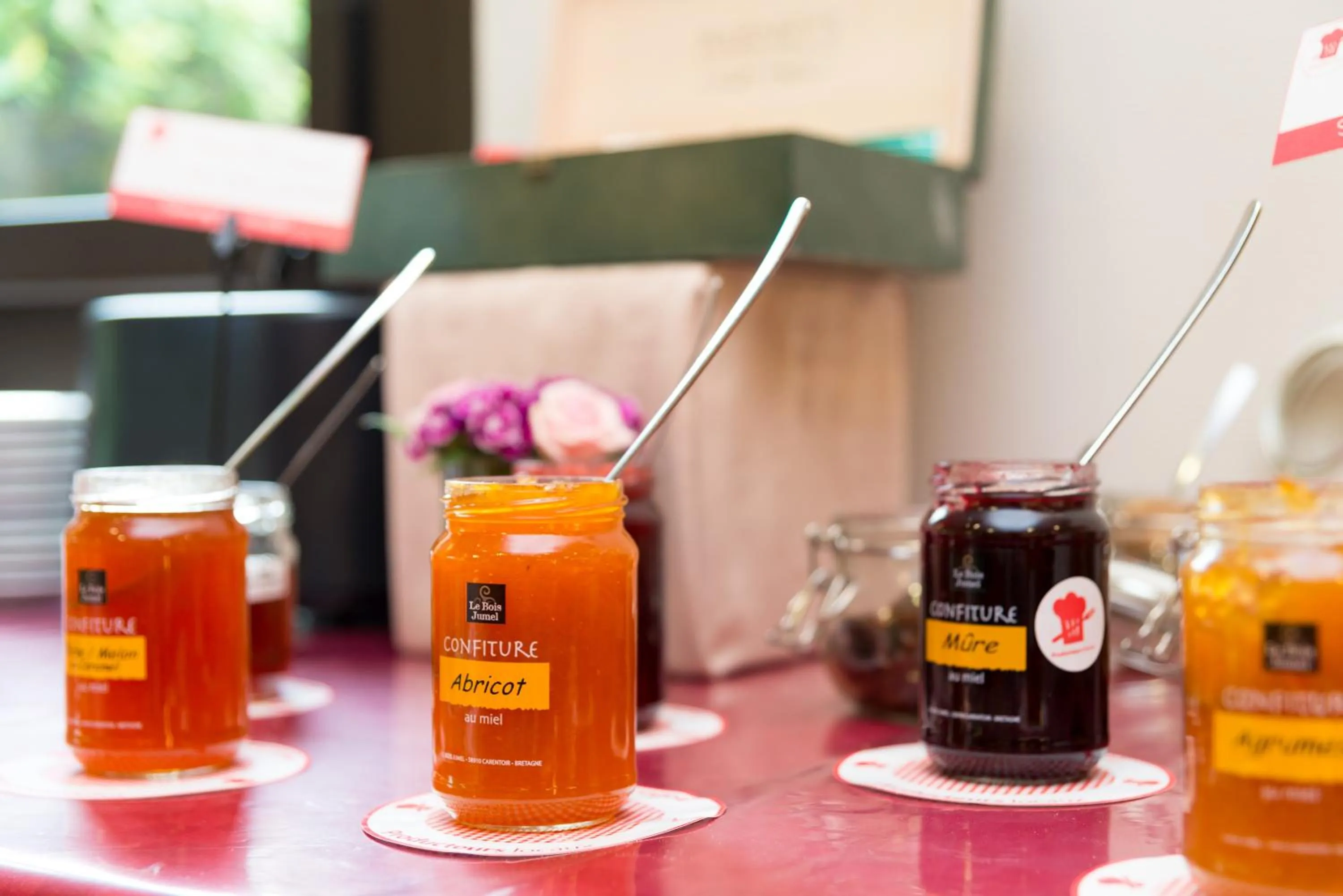 Breakfast in Brit Hotel Rennes Cesson