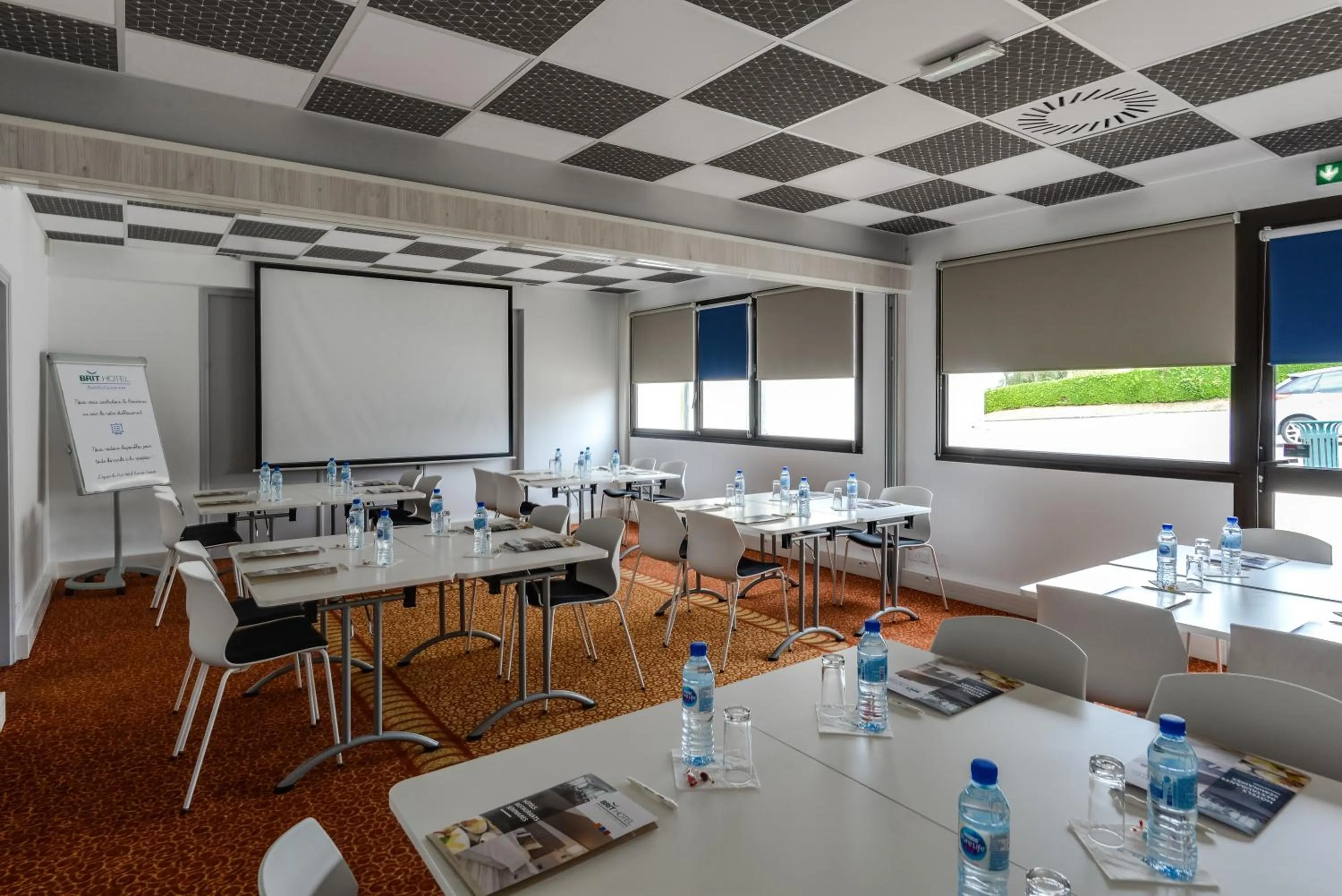 Meeting/conference room in Brit Hotel Rennes Cesson