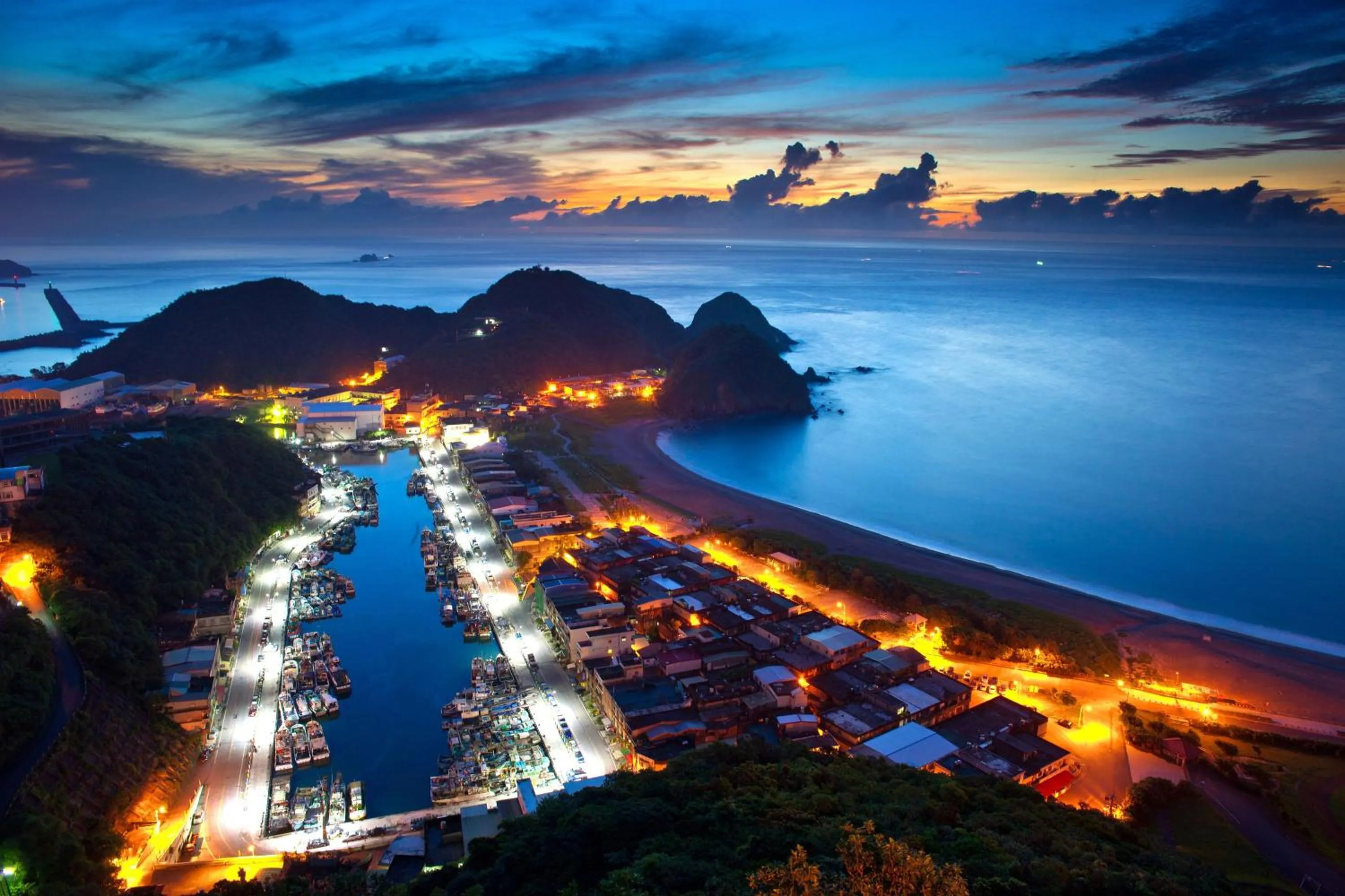 Beach in RSL Cold & Hot Springs Resort Suao