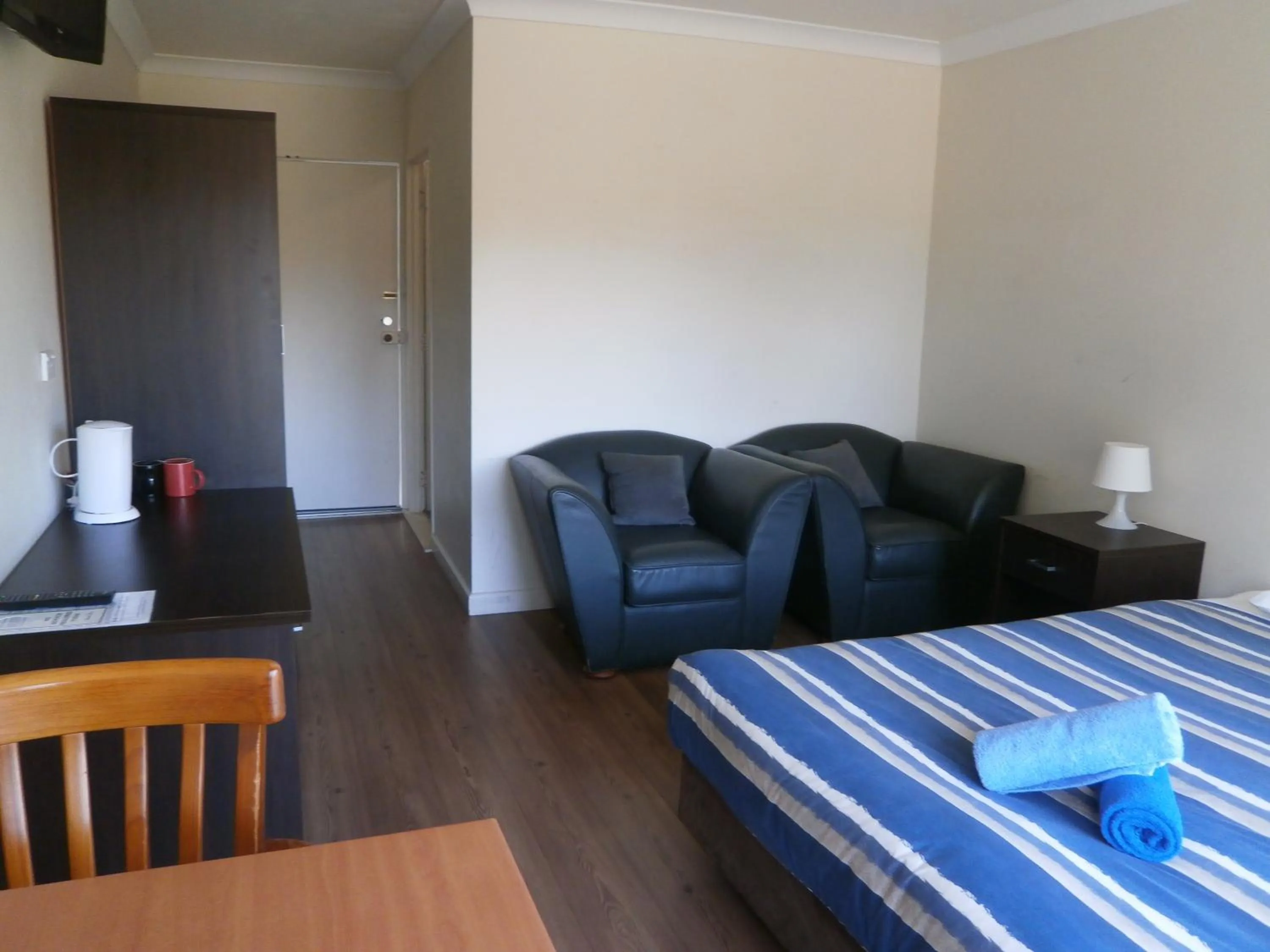 Photo of the whole room, Bed in Siesta Villa