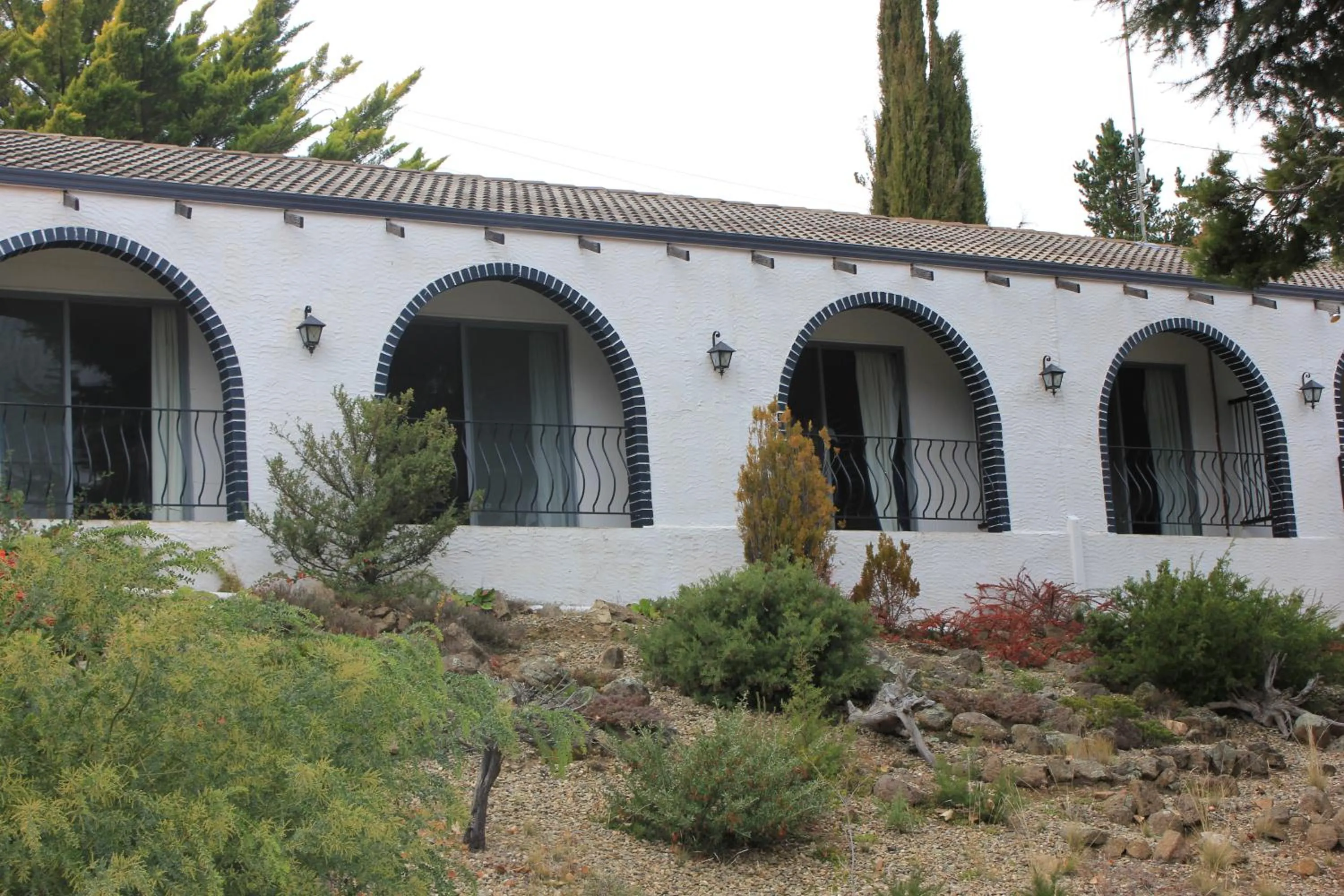 Property building in Siesta Villa