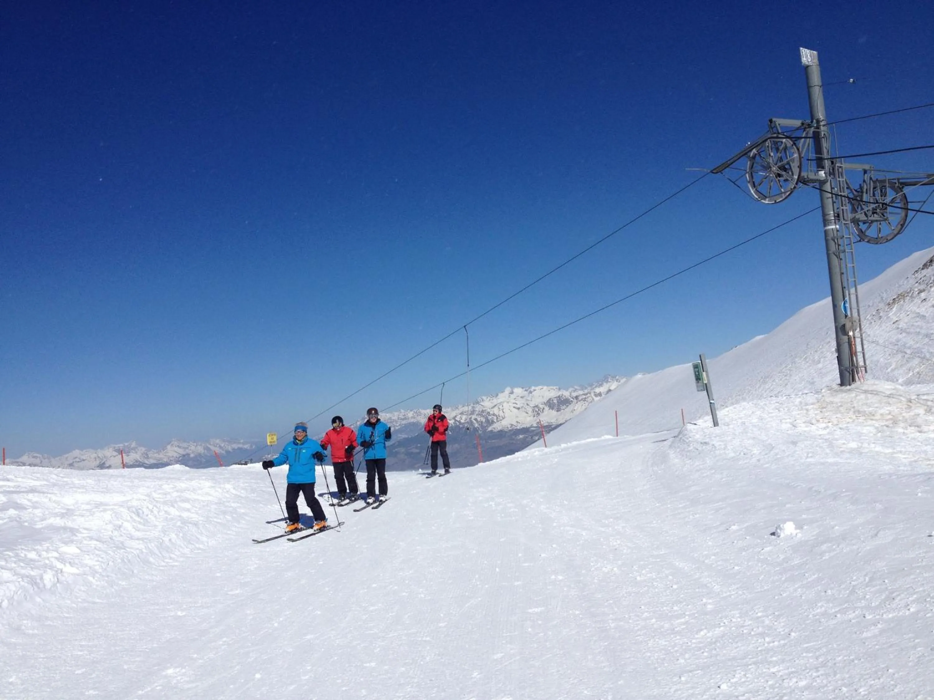 Day in Hotel-Restaurant La Lauzétane
