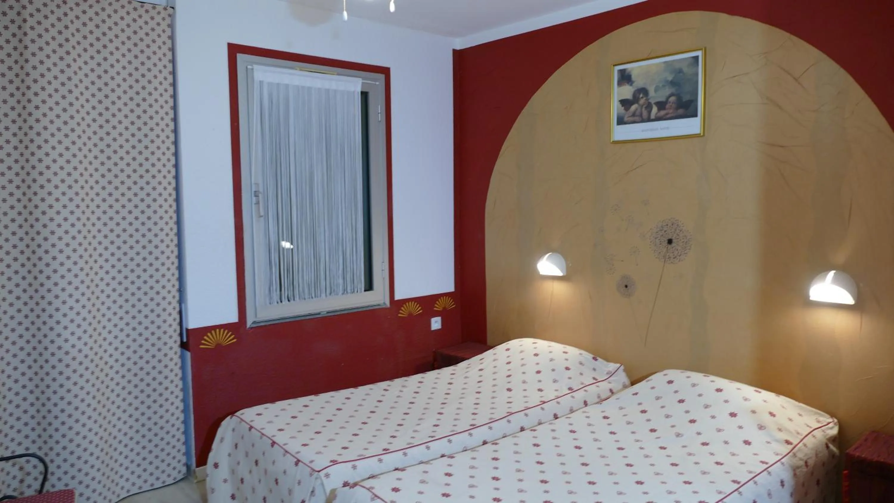 Property building in Hotel-Restaurant La Lauzétane