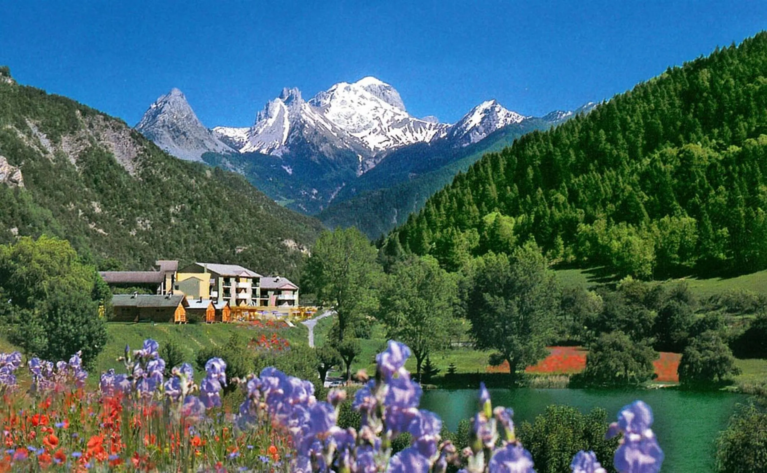 Nearby landmark in Hotel-Restaurant La Lauzétane