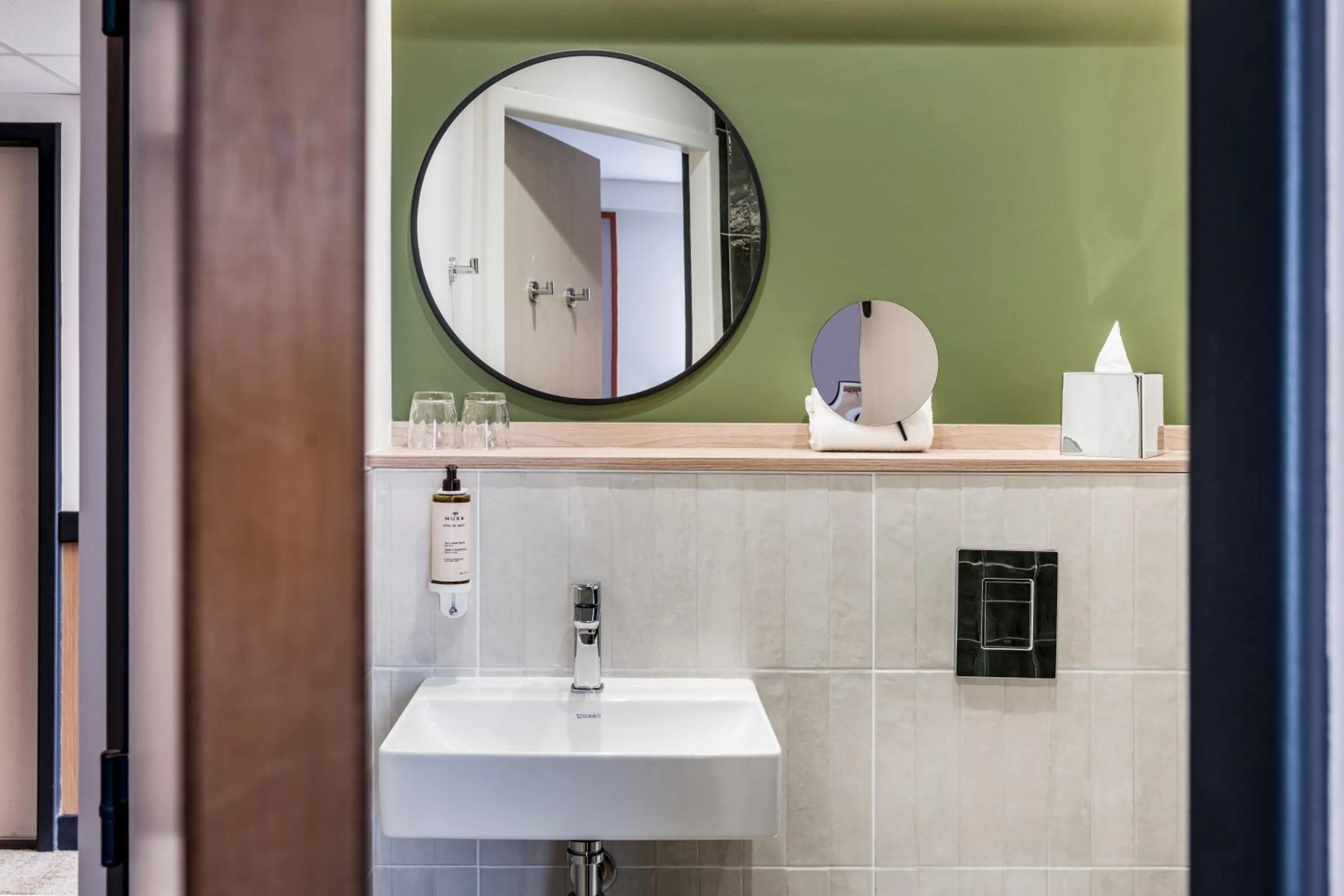 Bathroom in Mercure Chartres Est