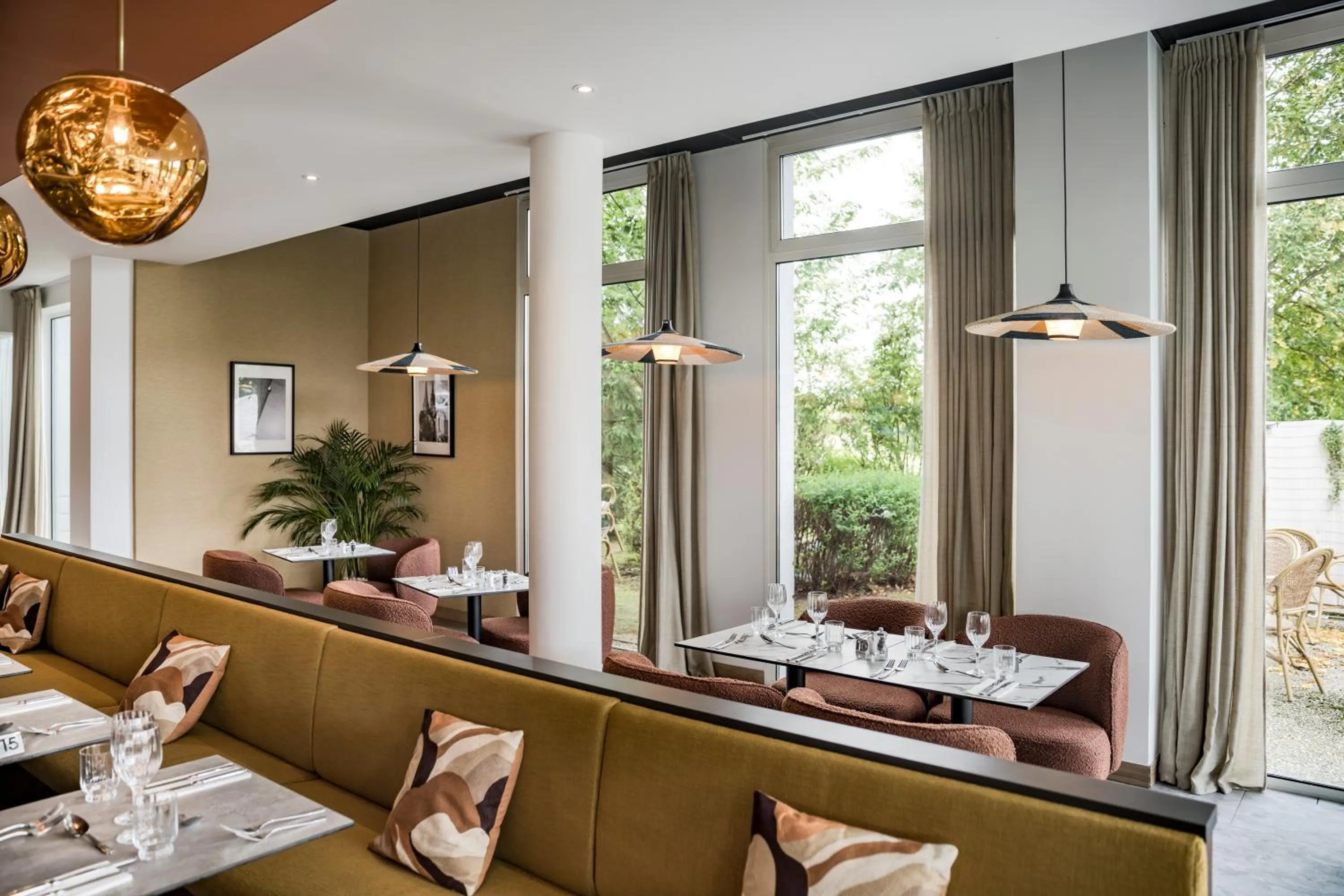 Restaurant/places to eat in Mercure Chartres Est