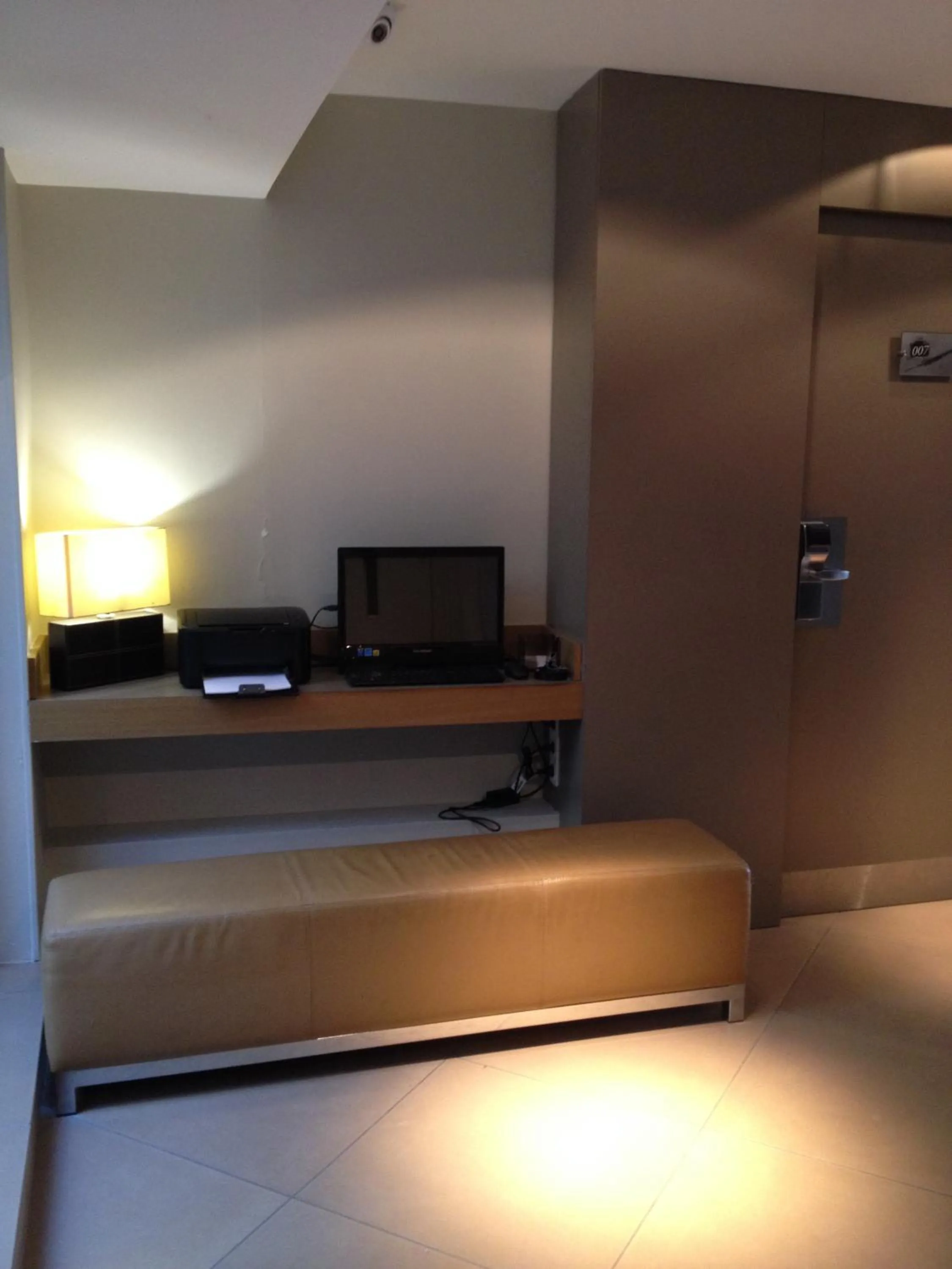 Lobby or reception in Hôtel Elysées Flaubert