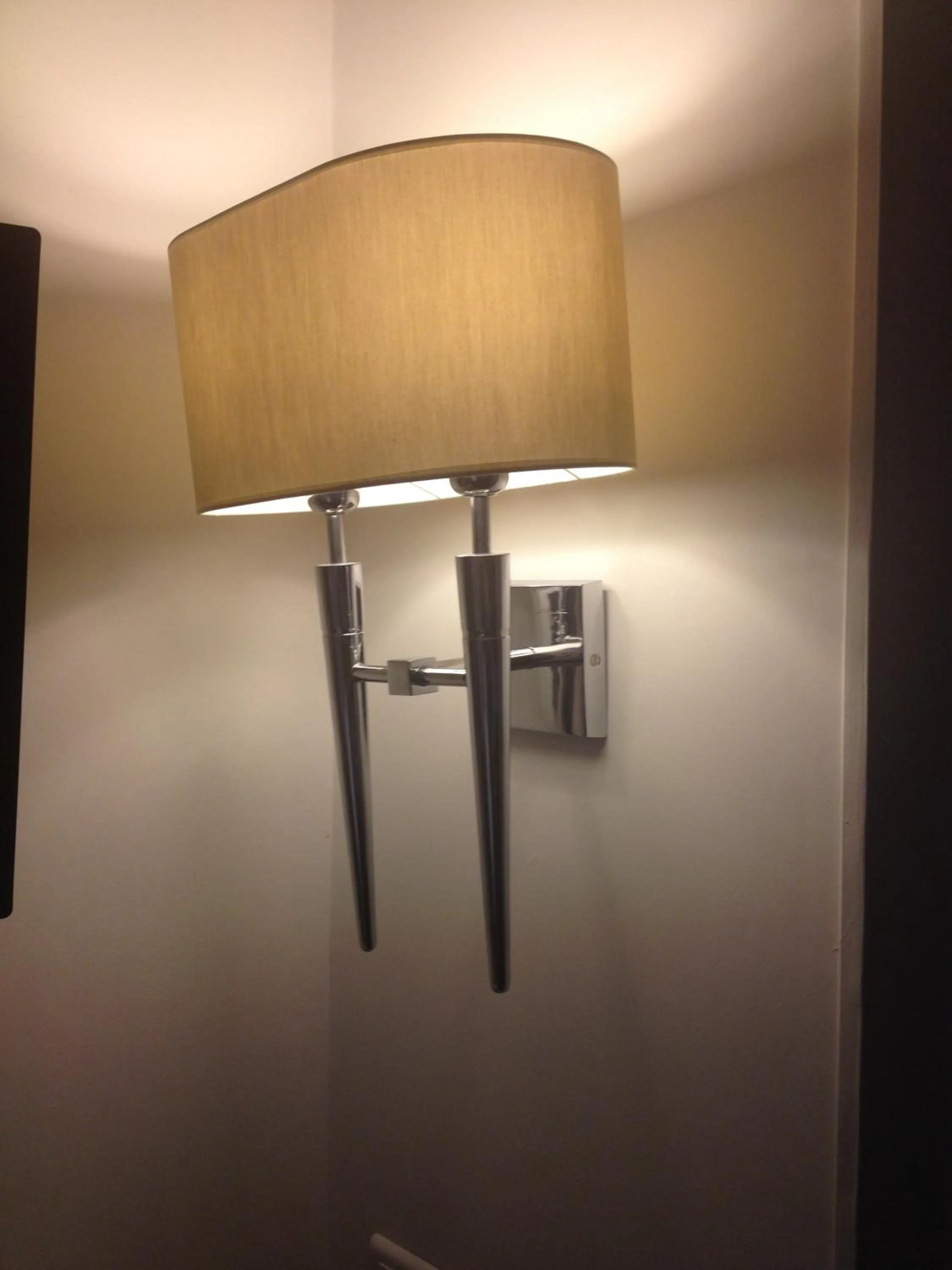 Decorative detail in Hôtel Elysées Flaubert