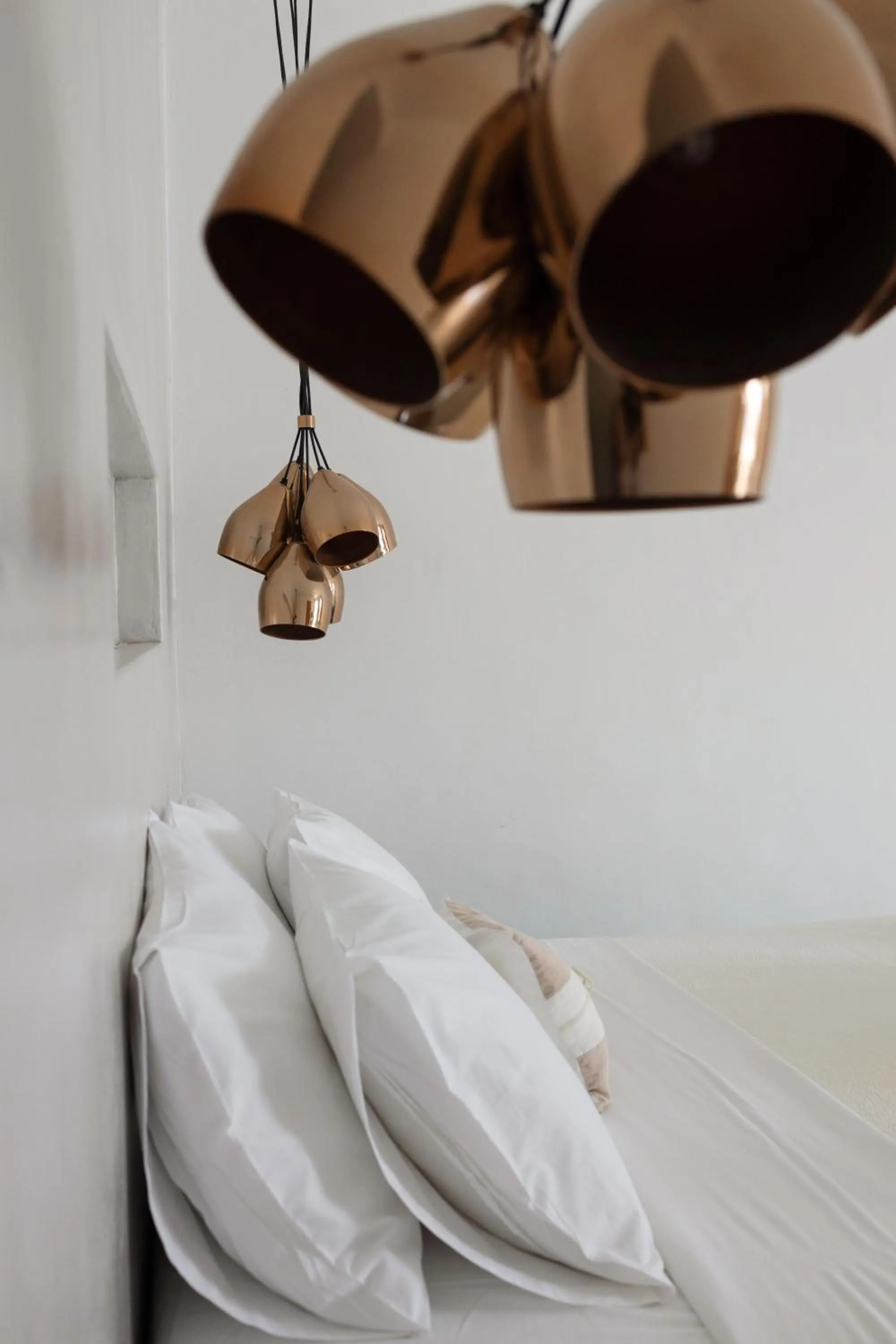 Bed in Mykonos Pantheon