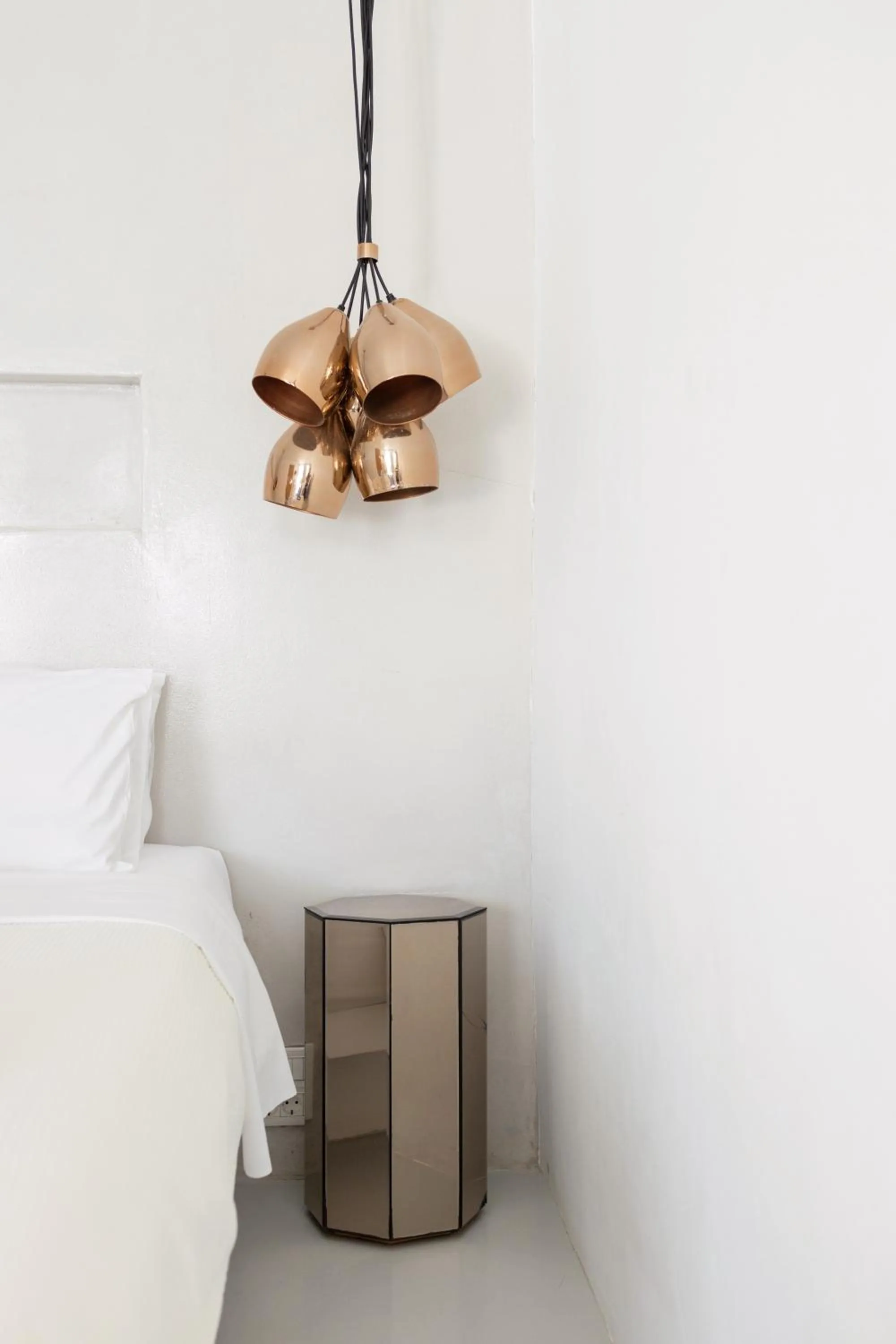 Bed in Mykonos Pantheon