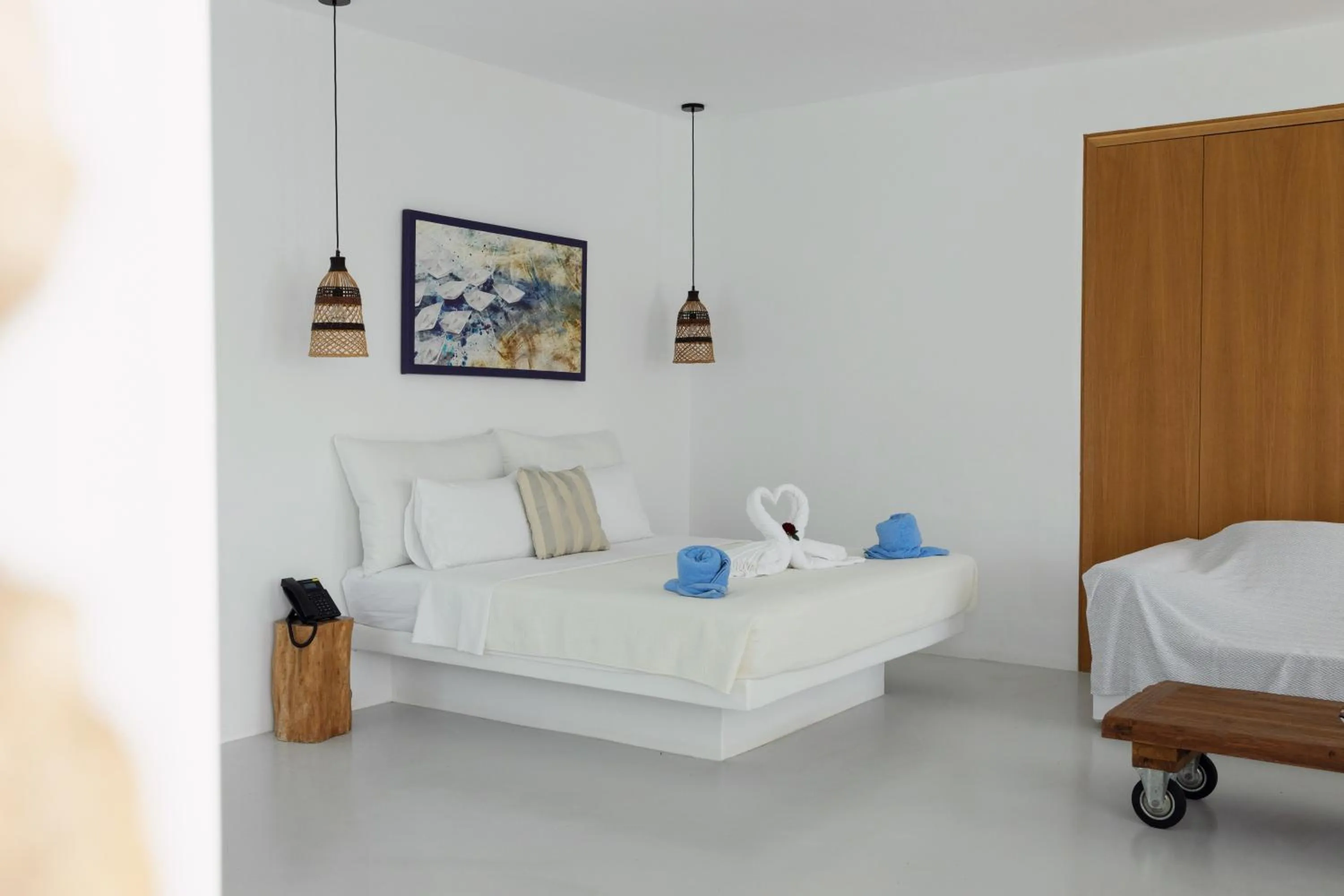 Bedroom, Bed in Mykonos Pantheon