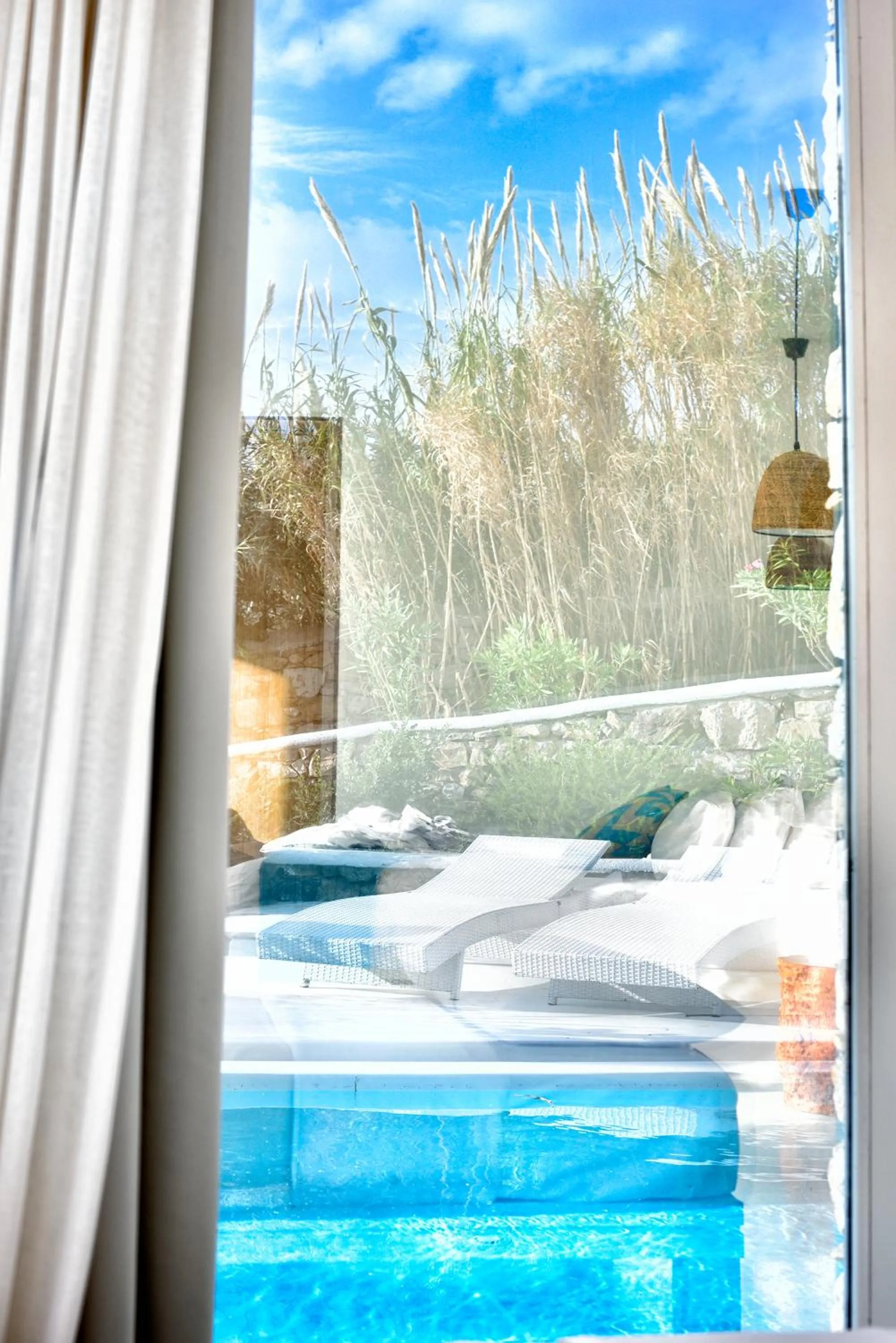 Day in Mykonos Pantheon