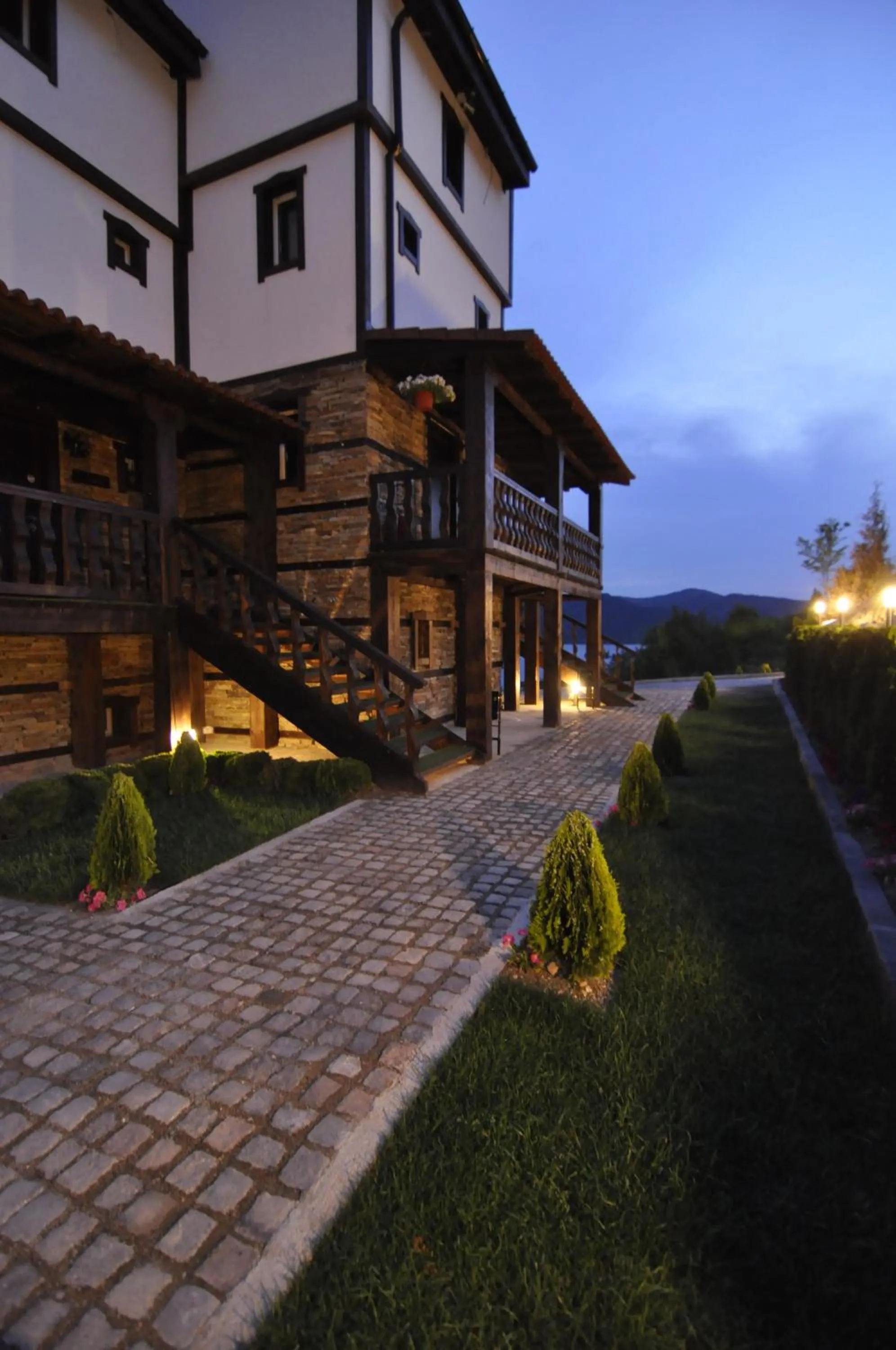 Property building in Aparthotel Seasons Glavatarski Han