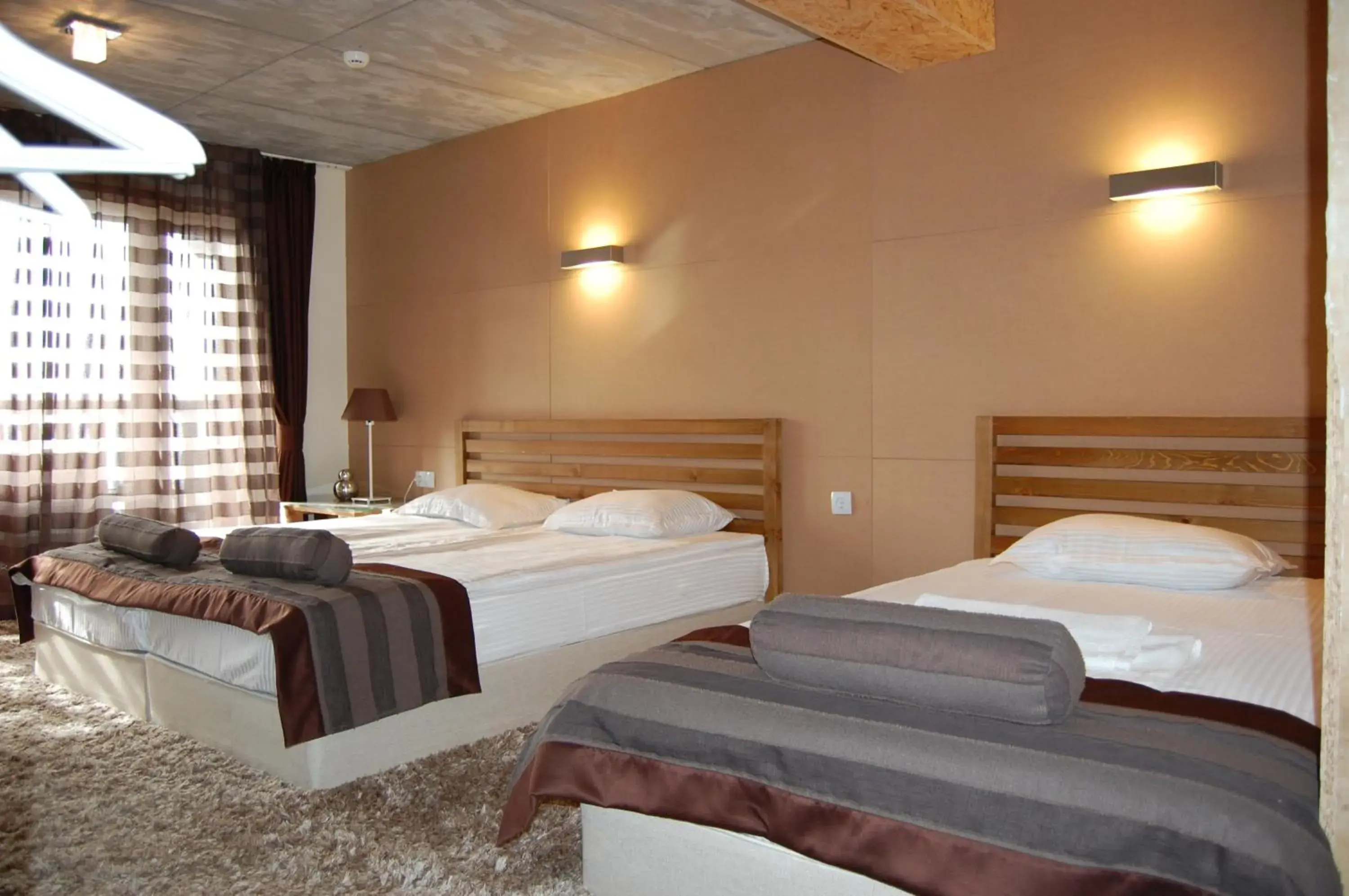 Family Suite in Aparthotel Seasons Glavatarski Han Family Suite in Aparthotel Seasons Glavatarski Han