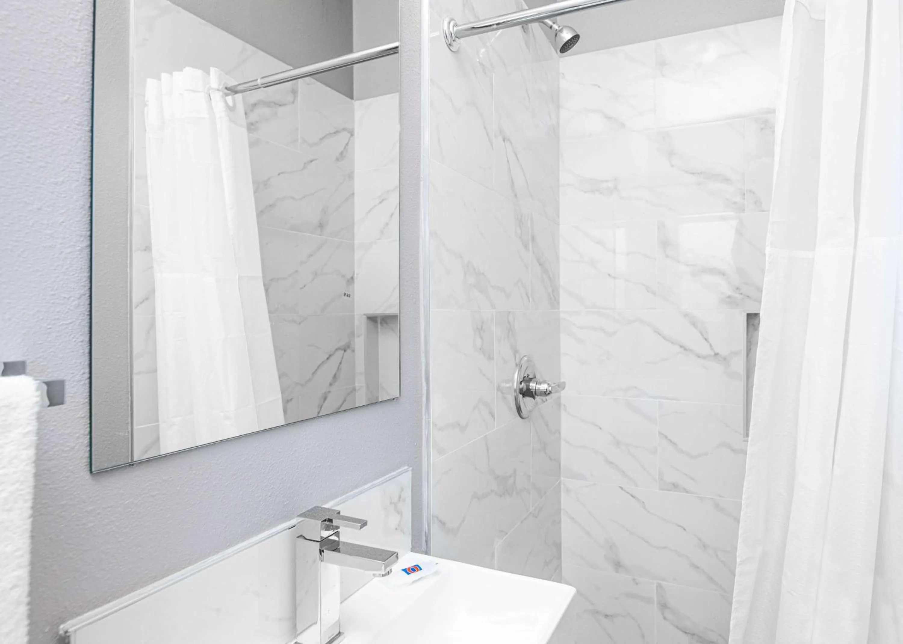 Photo of the whole room in Motel 6 San Pedro, CA Port of Los Angeles