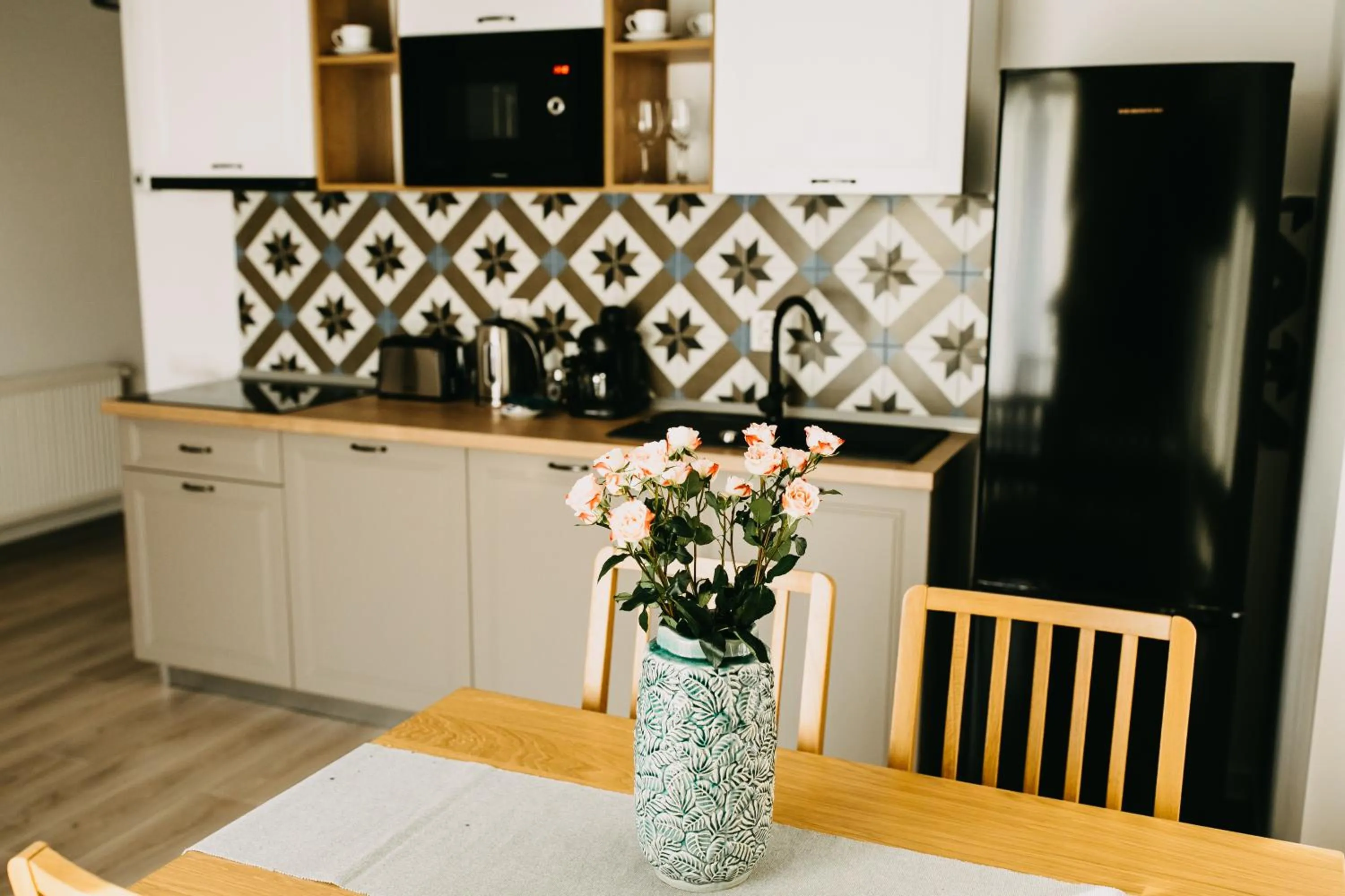 Kitchen or kitchenette in Gaudi Accommodation