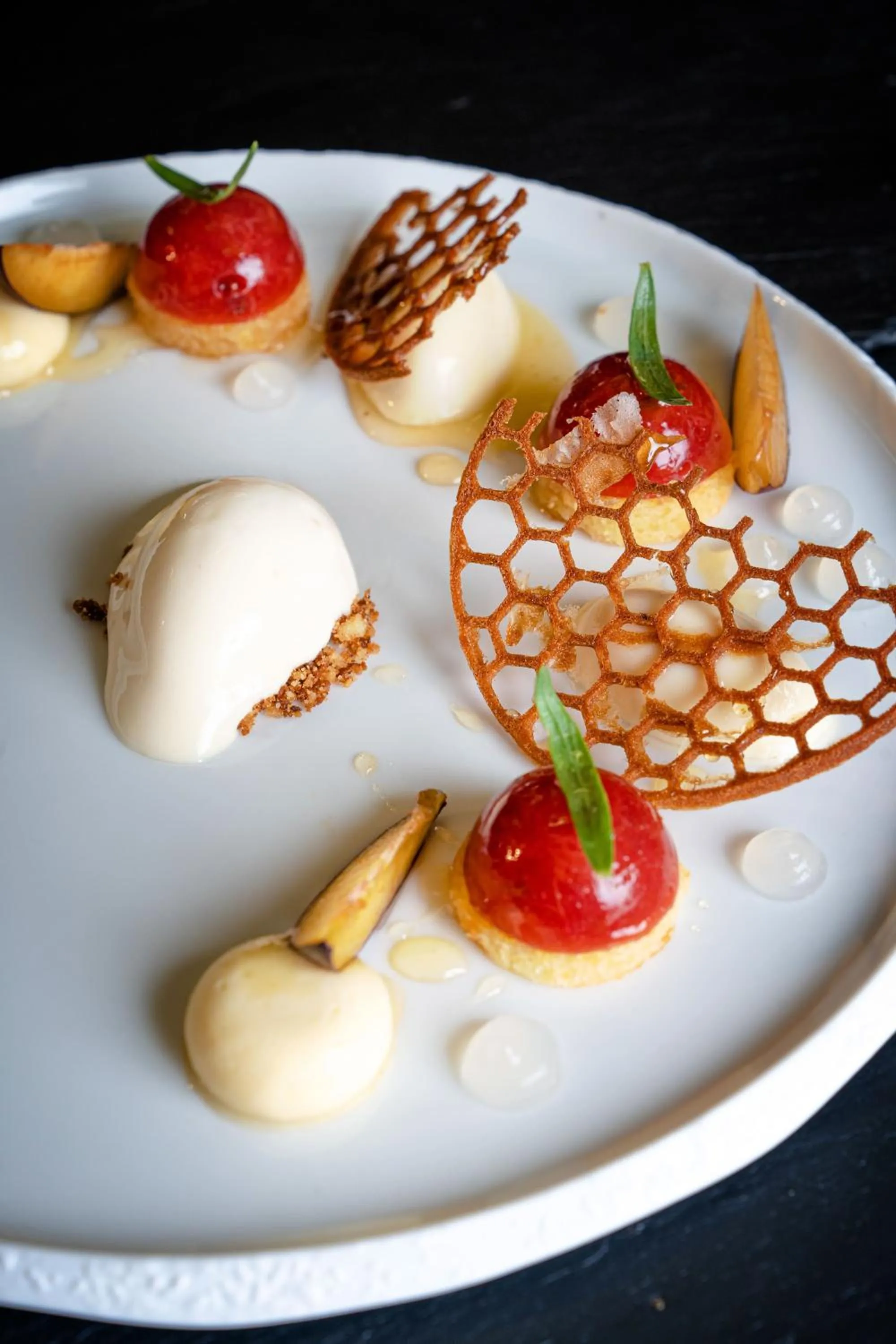 Restaurant/places to eat in Le Manoir du Lys, The Originals Relais