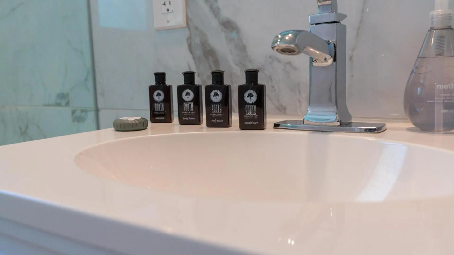 BelleVue Oasis - Adults Only