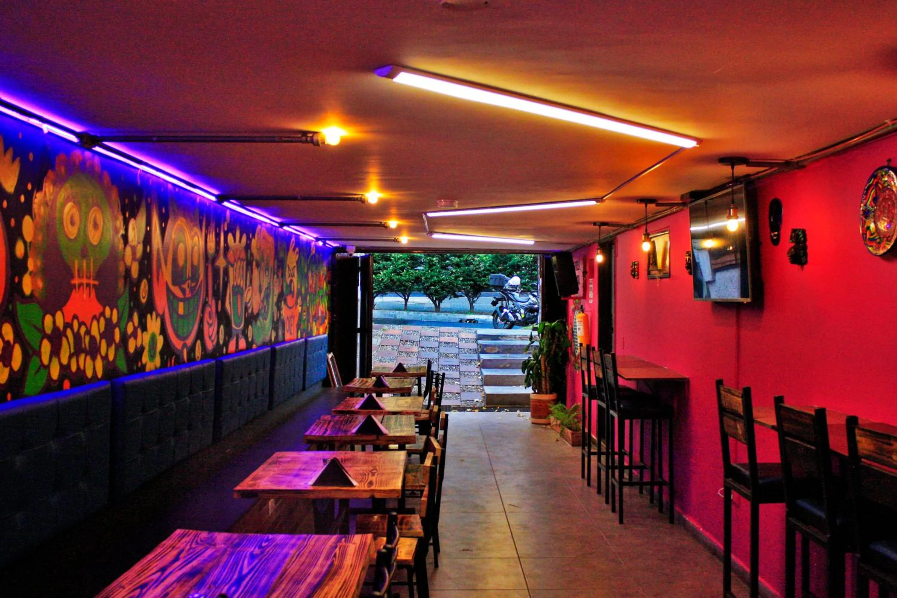 Restaurant/places to eat in Casa Mood Usaquen