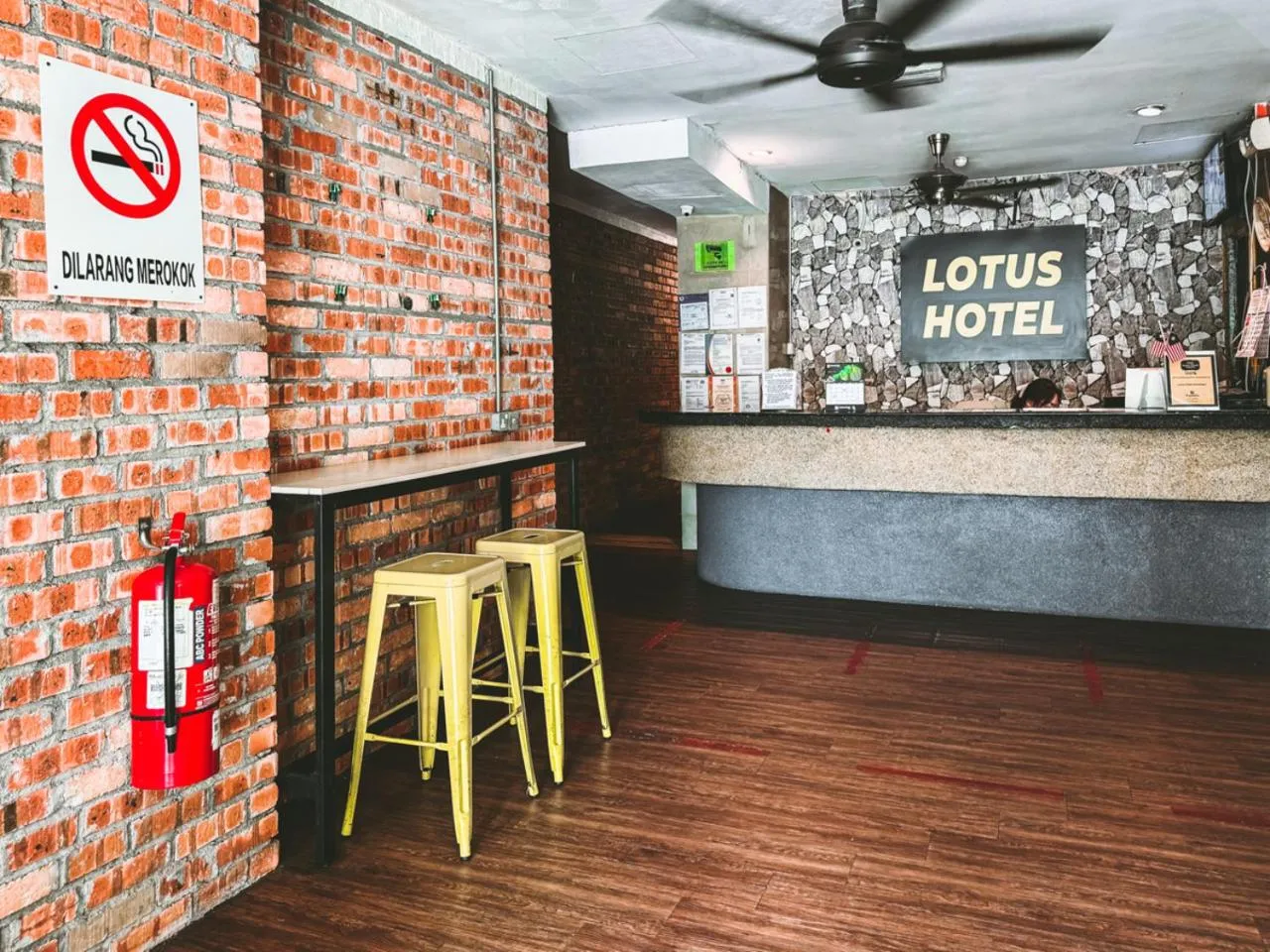 Lobby or reception in Sun Inns Seremban Formerly known as Lotus Seremban